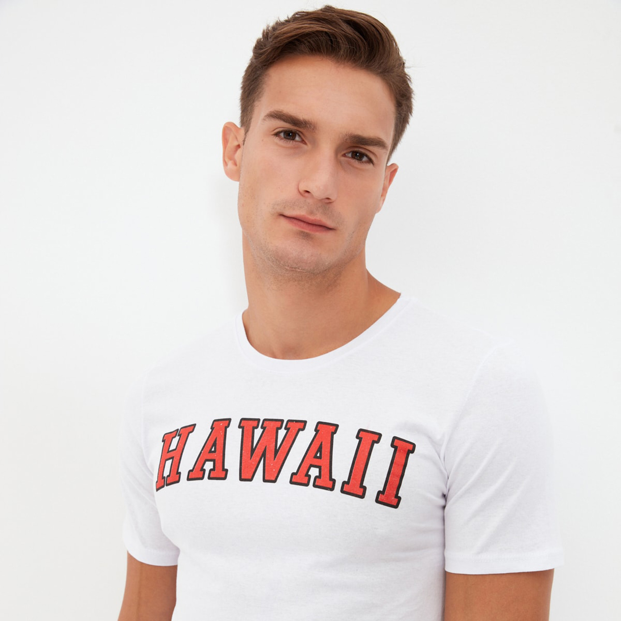 ترينديول أبيض تي شيرت-men-clothing-tshirtsandpolos-tshirts-image-2