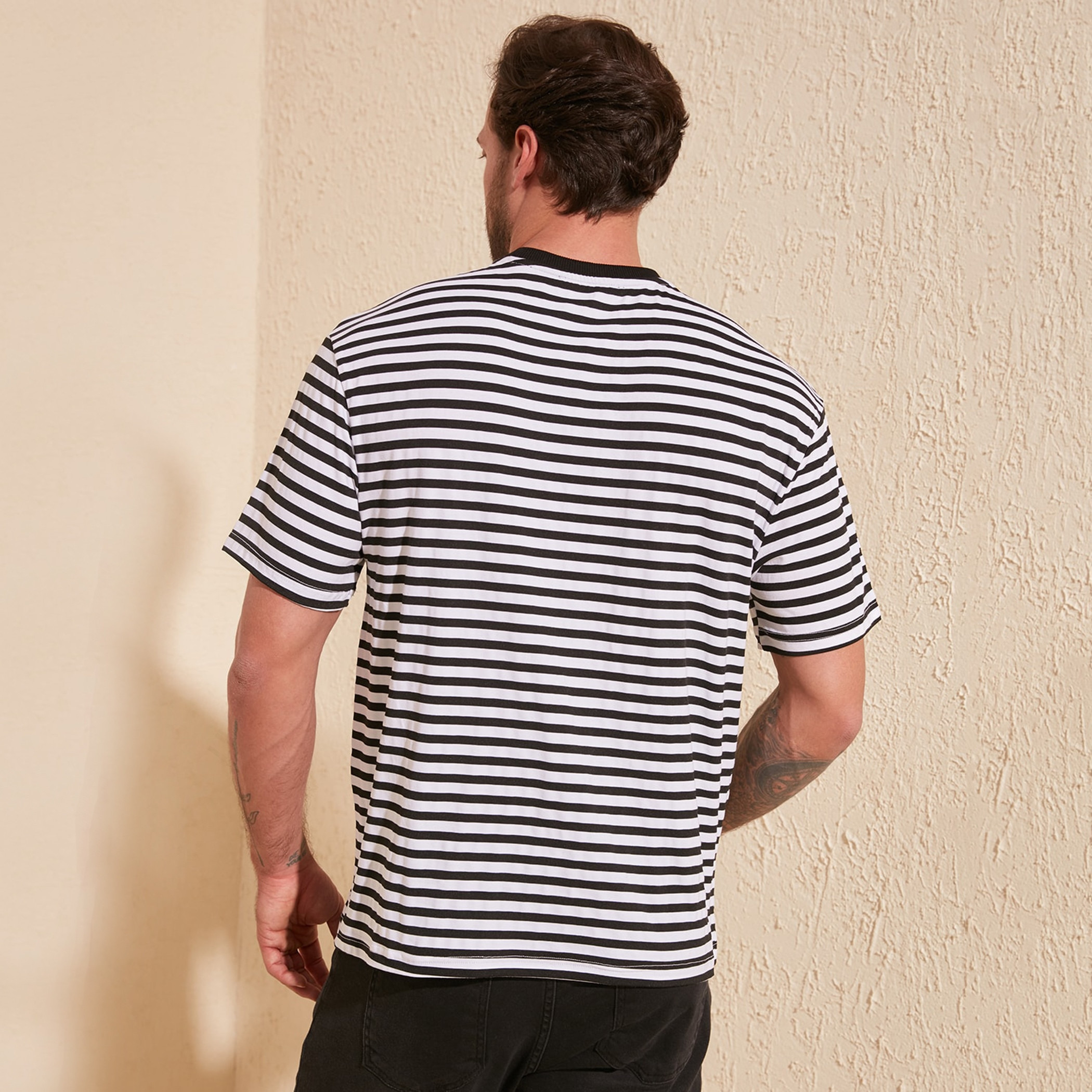 Trendyol Men Striped Crew Neck T-Shirt-men-clothing-tshirtsandpolos-tshirts-image-5