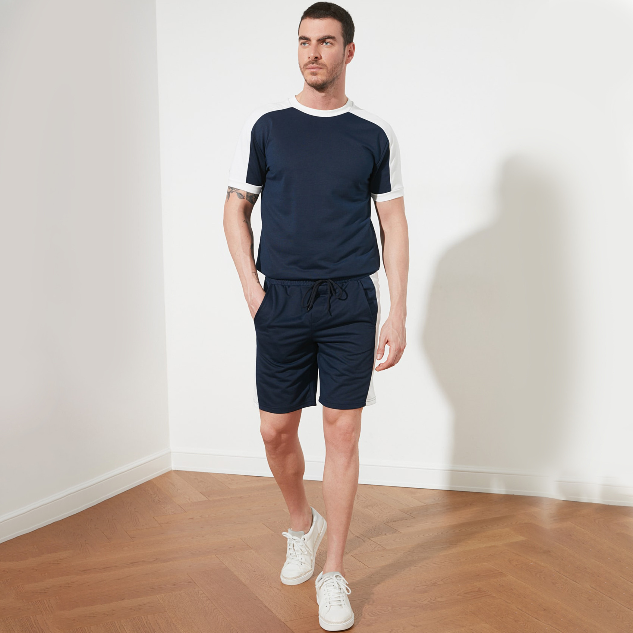 Trendyol Men Cotton Solid Blue T-shirt and Shorts Set-men-clothing-sportswearandactivewear-tracksuits-image-1