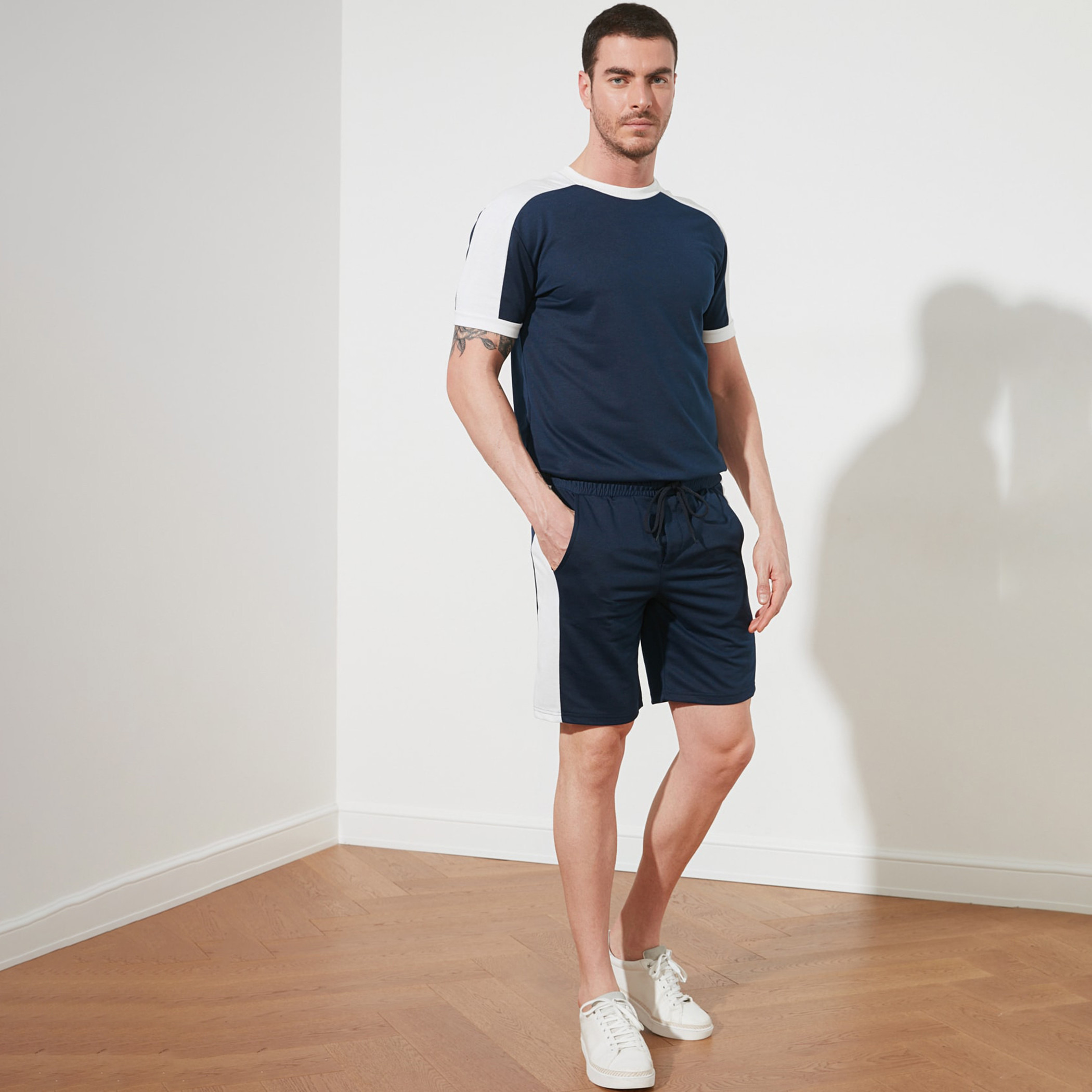 Trendyol Men Cotton Solid Blue T-shirt and Shorts Set-men-clothing-sportswearandactivewear-tracksuits-image-3