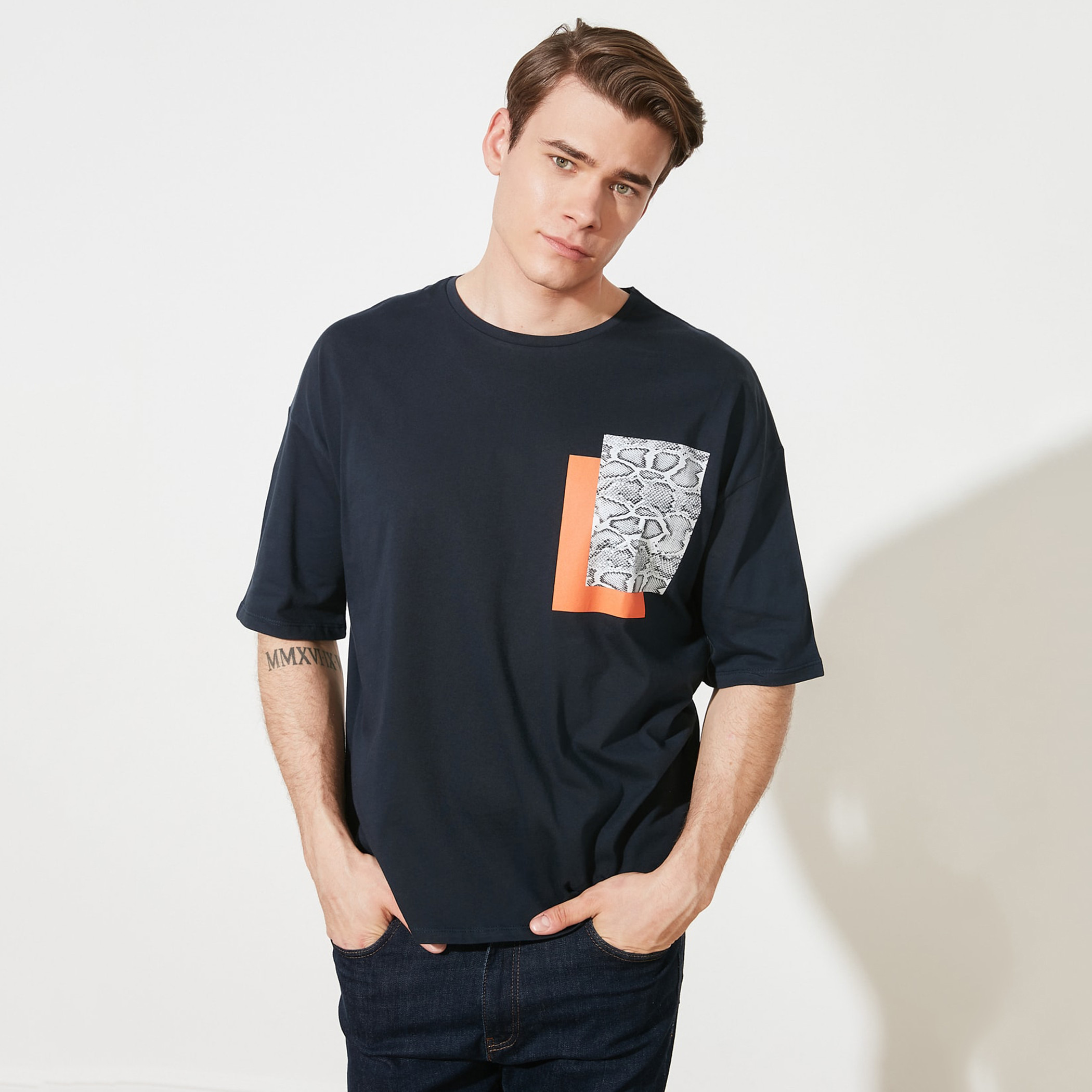 Trendyol Men Printed Round Neck T-Shirt-men-clothing-tshirtsandpolos-tshirts-image-2