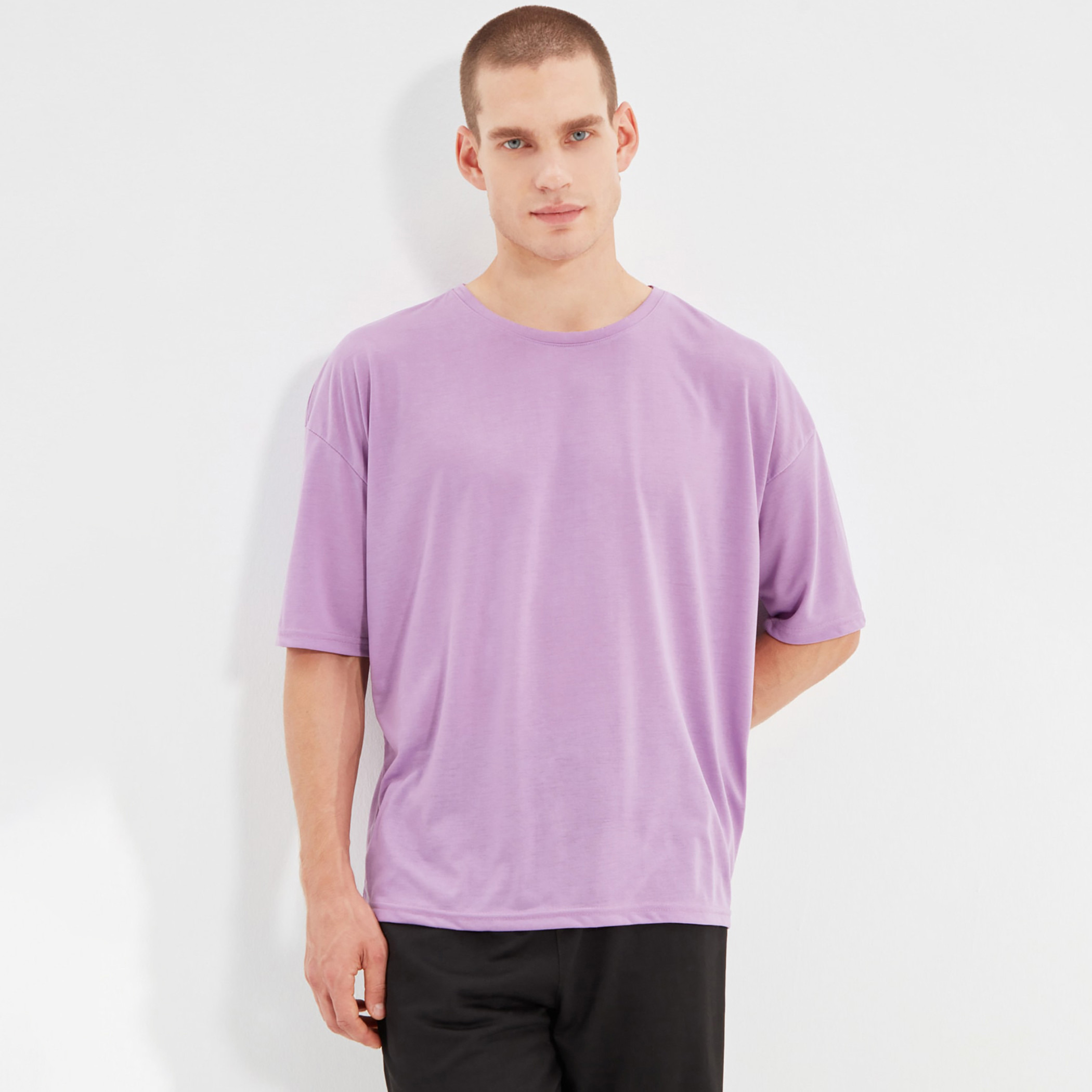 Trendyol Man Solid Crew Neck T-Shirt-men-clothing-tshirtsandpolos-tshirts-image-6