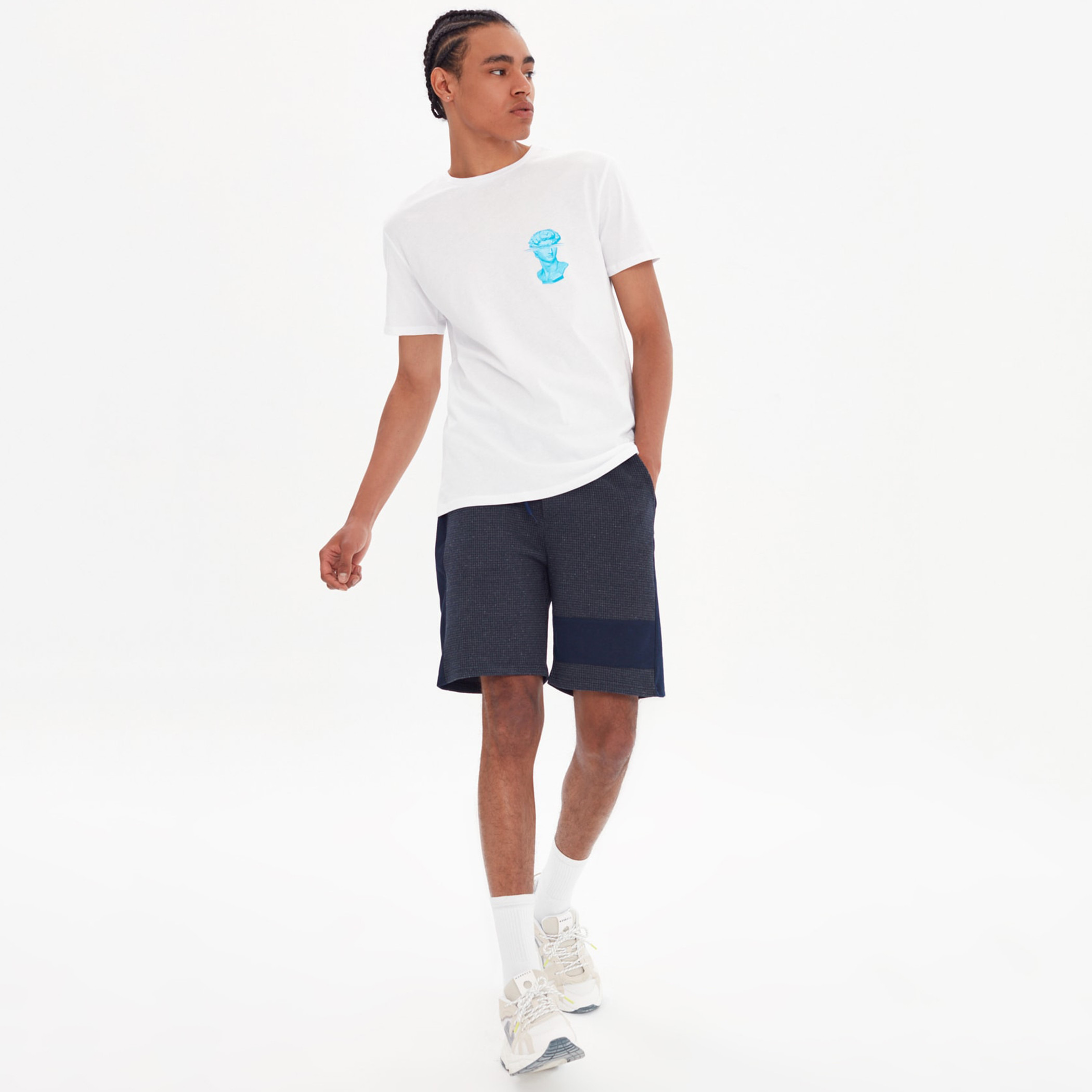 ترينديول أبيض تي شيرت-men-clothing-tshirtsandpolos-tshirts-image-1