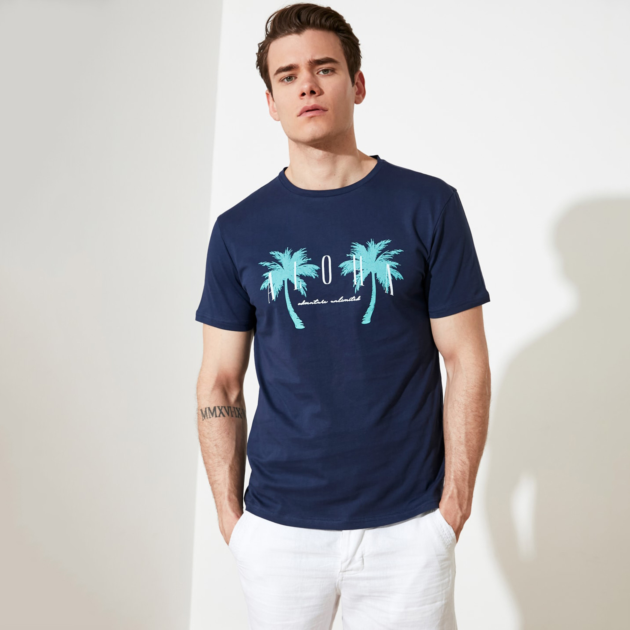 Trendyol Men Printed Crew Neck T-Shirt-men-clothing-tshirtsandpolos-tshirts-image-1