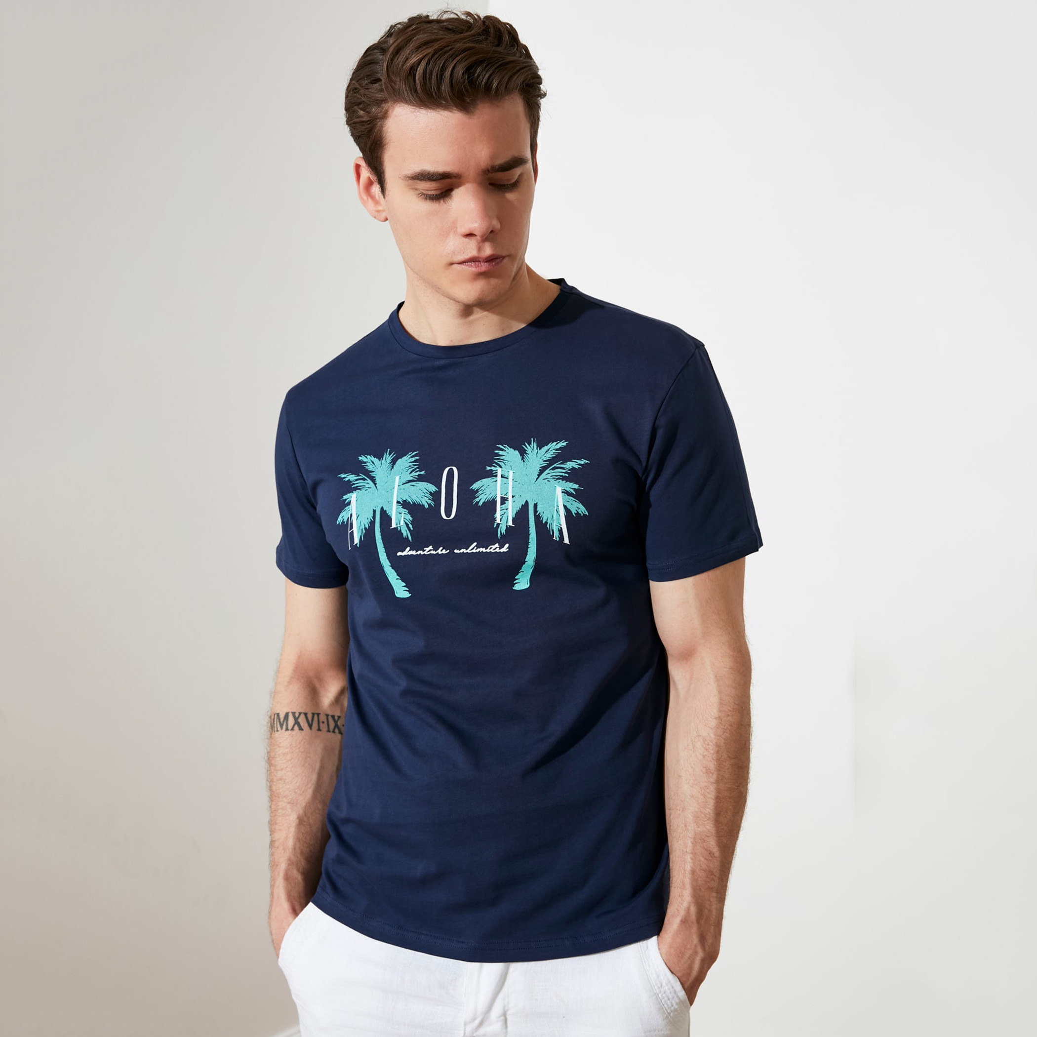 Trendyol Men Printed Crew Neck T-Shirt-men-clothing-tshirtsandpolos-tshirts-image-2