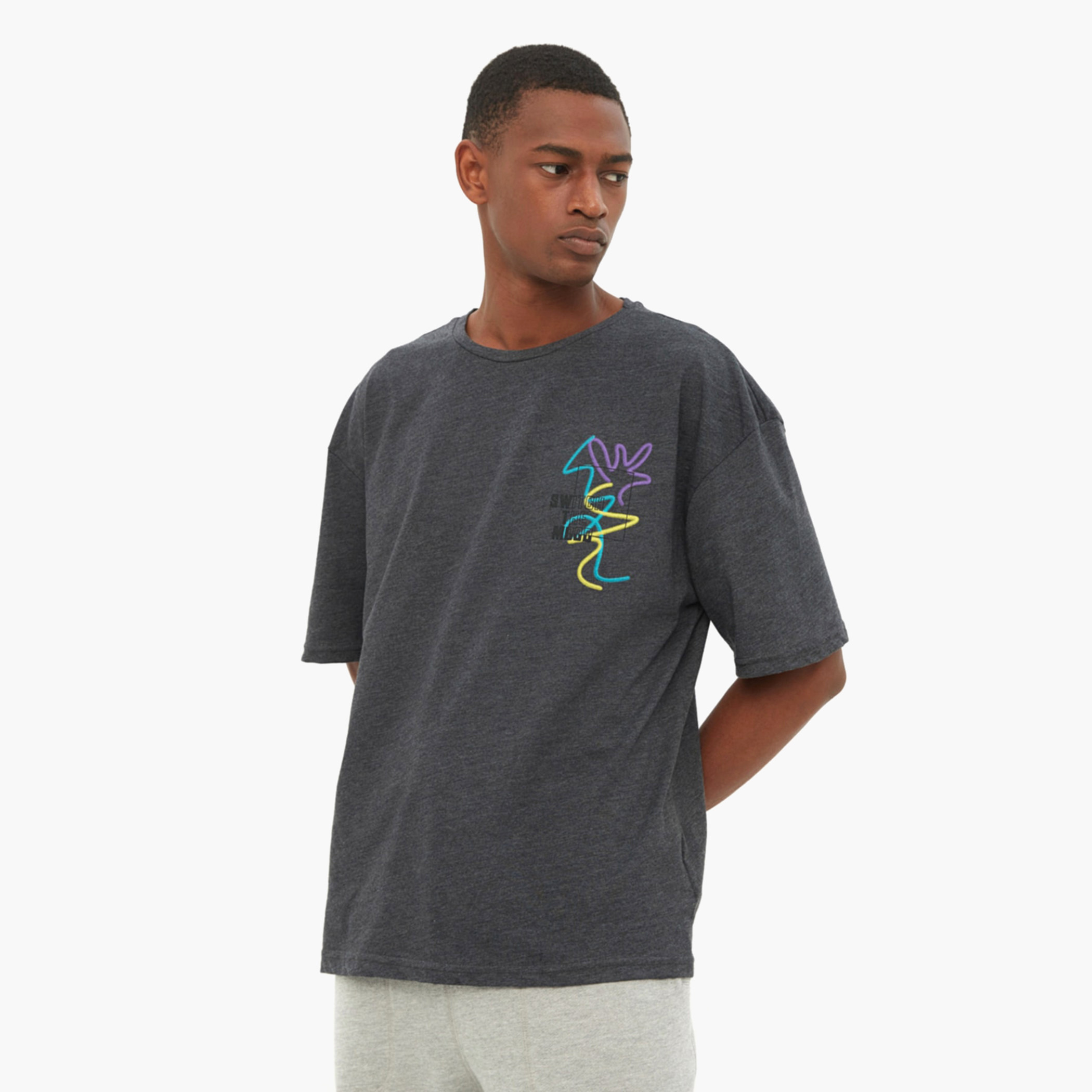 ترينديول رمادي تي شيرت-men-clothing-tshirtsandpolos-tshirts-image-1