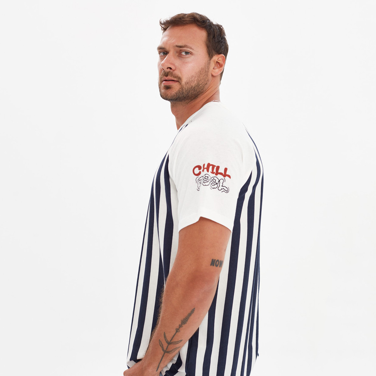 Trendyol Men Striped Crew Neck T-Shirt-men-clothing-tshirtsandpolos-tshirts-image-3