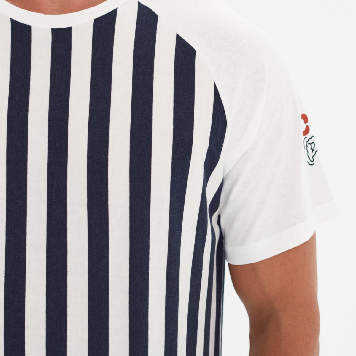 Trendyol Men Striped Crew Neck T-Shirt-men-clothing-tshirtsandpolos-tshirts-image-4