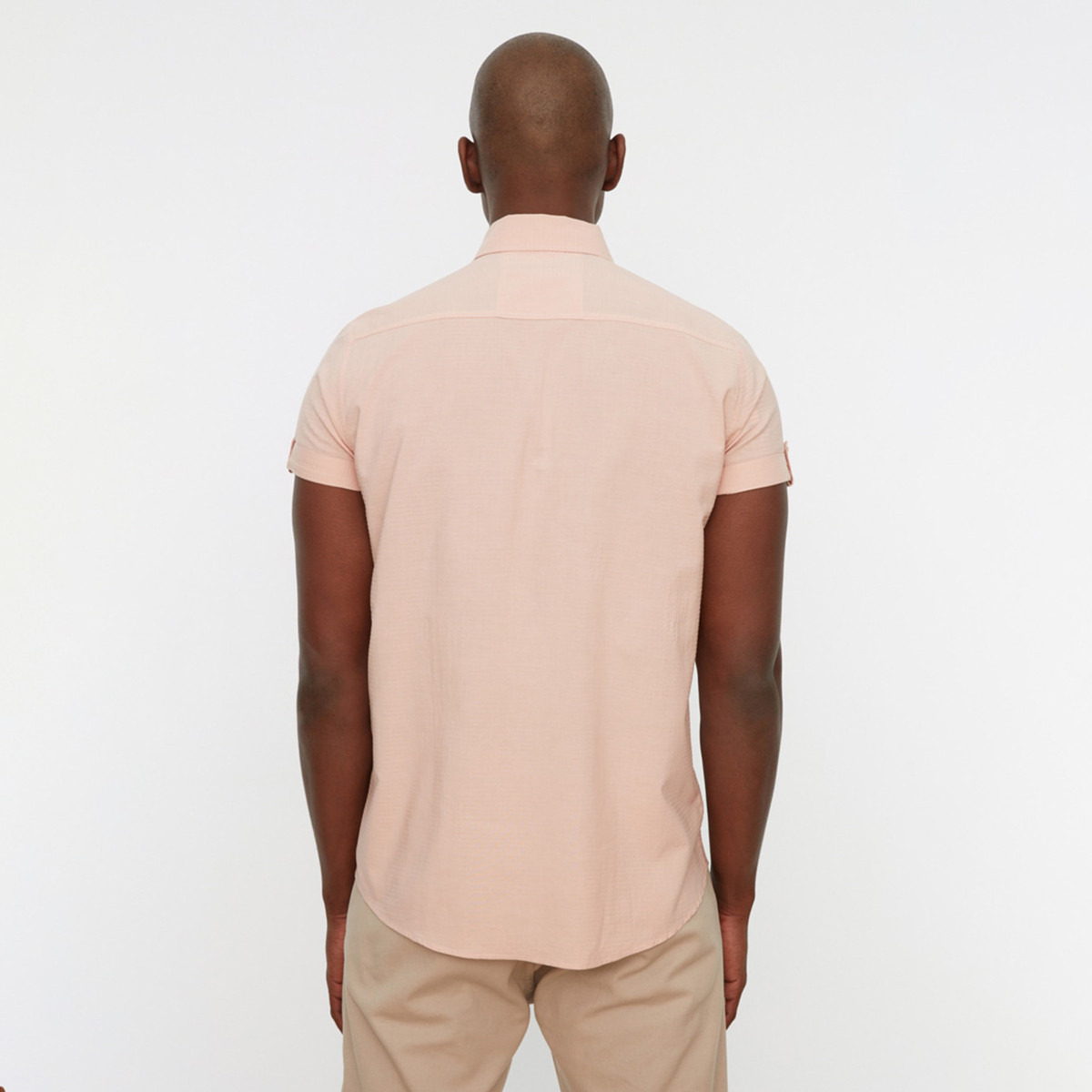 ترينديول قميص وردي بأكمام قصيرة بياقة وجيب للرجال-men-clothing-shirts-image-5
