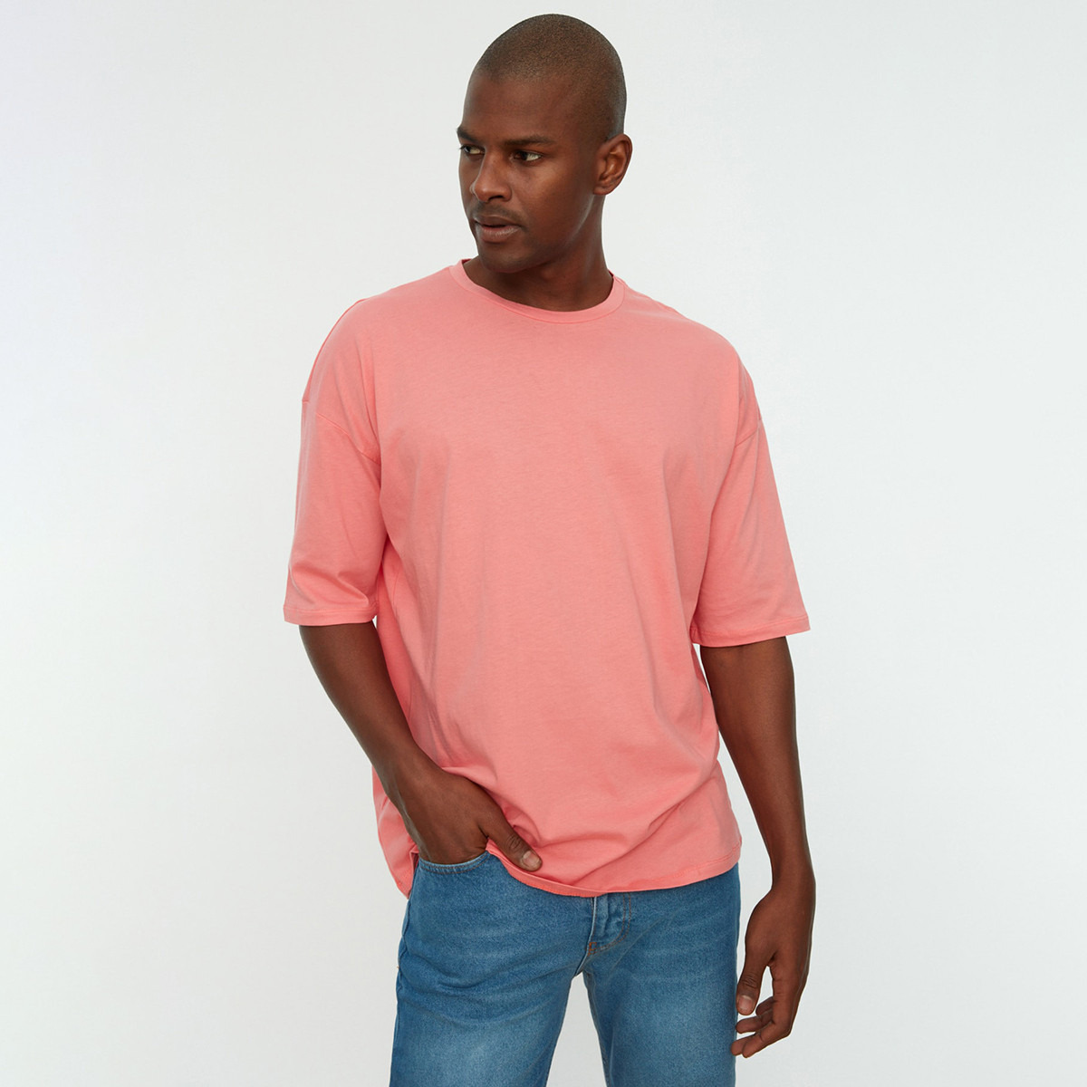 تي شيرت ترينديول للرجال برقبة دائرية مطبوعة باللون الوردي-men-clothing-tshirtsandpolos-tshirts-image-1