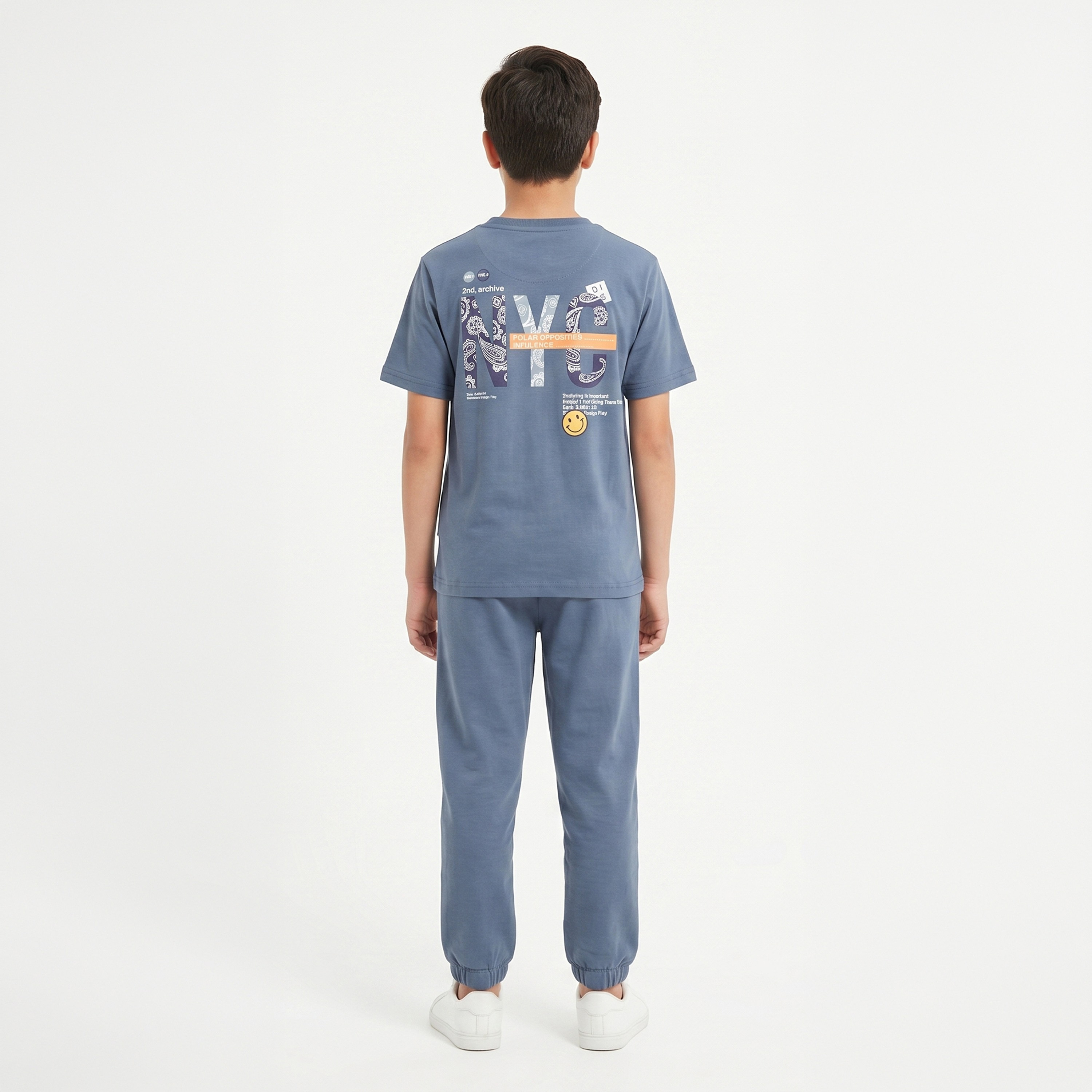 طقم تيشيرت بأكمام قصيرة مع بنطلون جوجر من كول آند كول-boys-clothing-setsandcoords-image-2