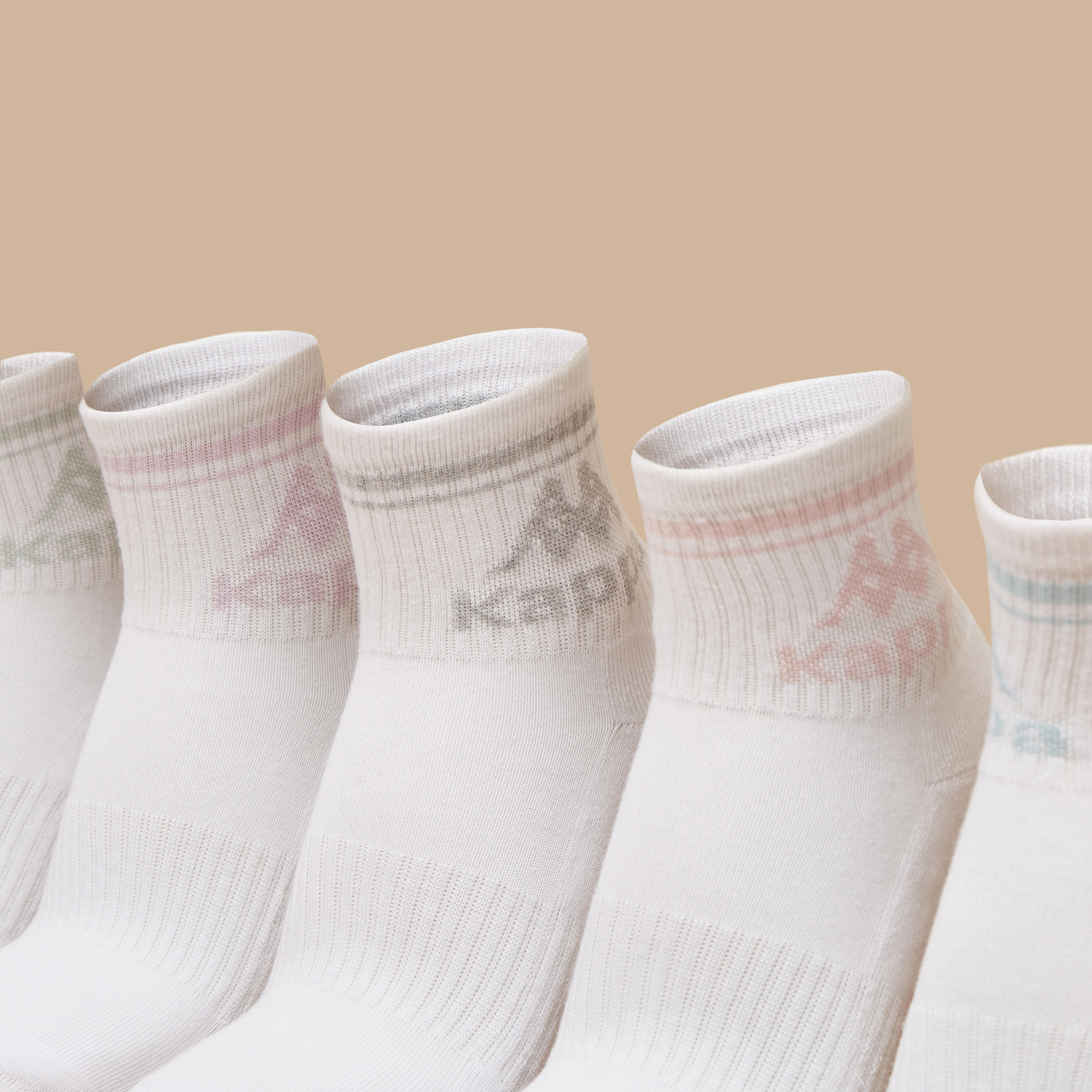 طقم جوارب موسّدة 5 أزواج بطول متوسط وطبعات الشعار من كابا-women-socksandstockings-image-2