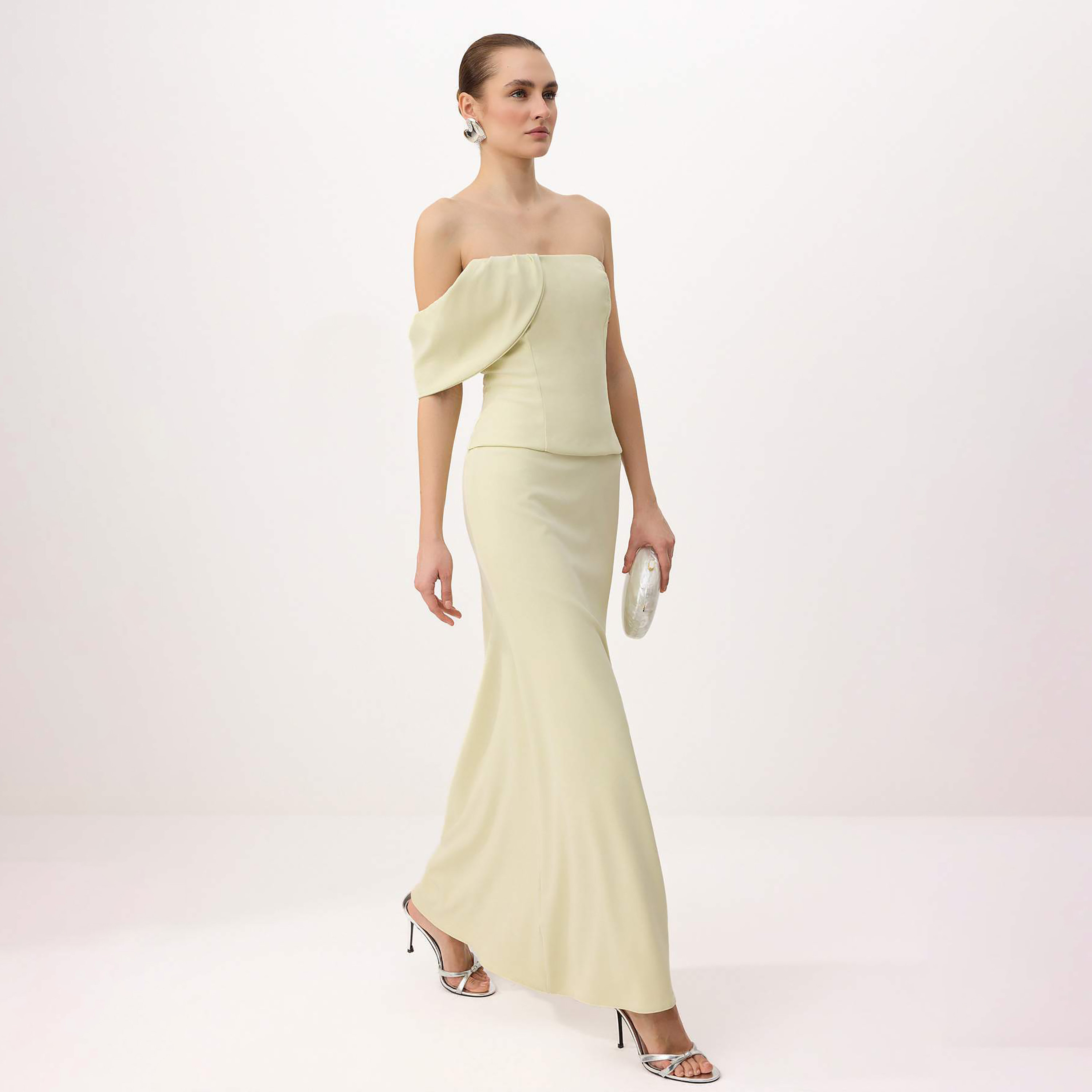 فستان سهرة ماكسي نسائي بدون حمالات بتصميم بيبلوم-women-clothing-dresses-image-2
