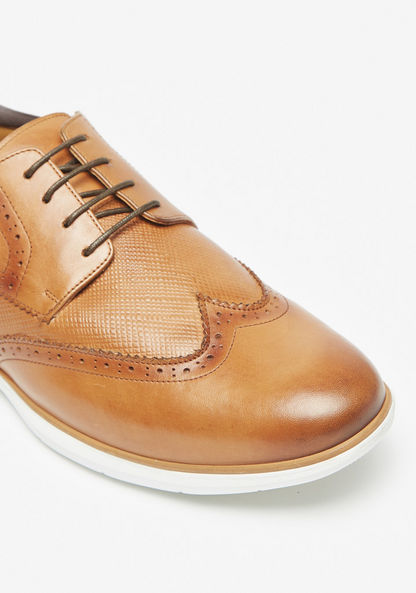 Le Confort Solid Slip-On Brogue Shoes-Men%27s Casual Shoes-image-4
