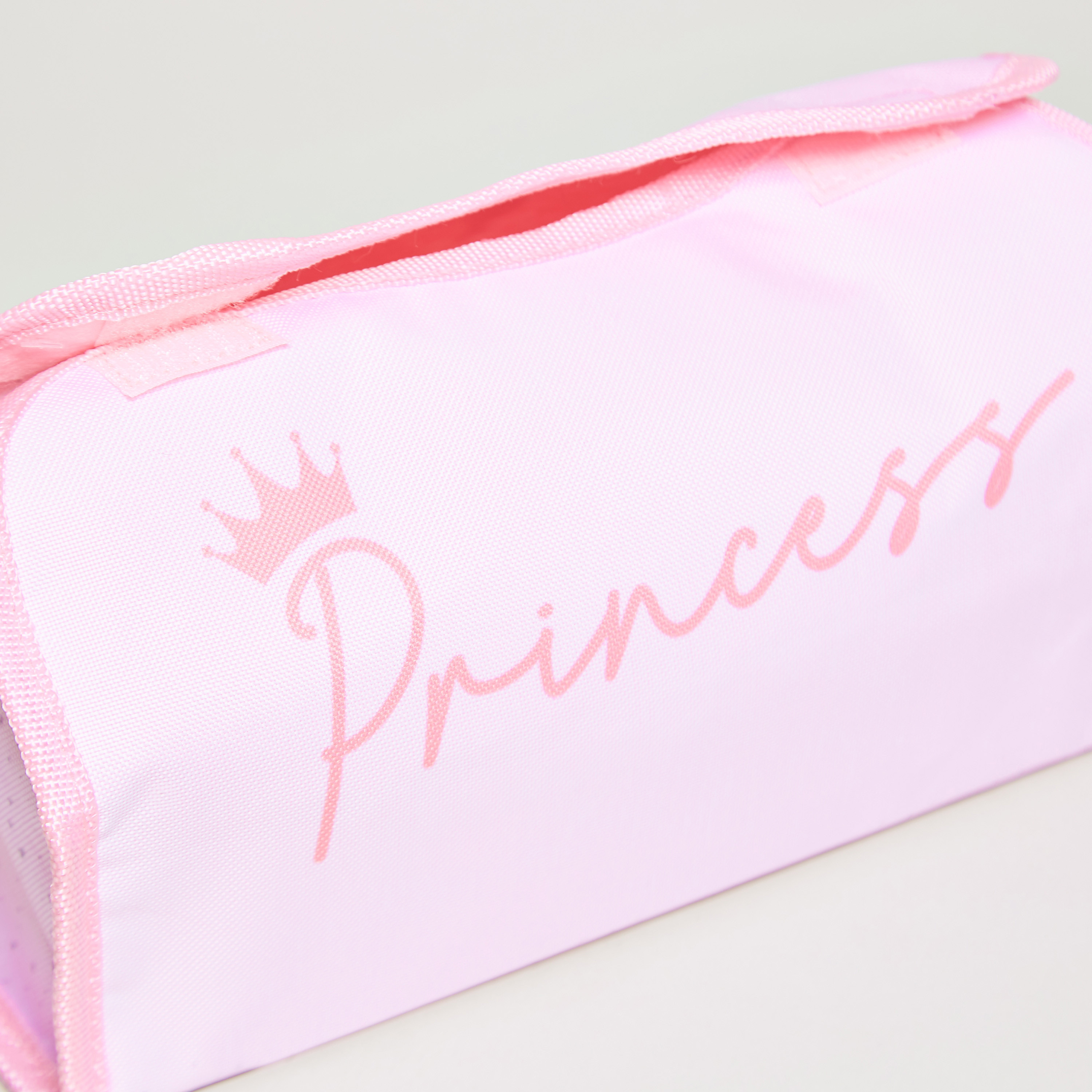 حامل مناديل بطبعات بيل جرافيك وشريط إغلاق لاصق-baby-diapering-binsandrefills-image-4