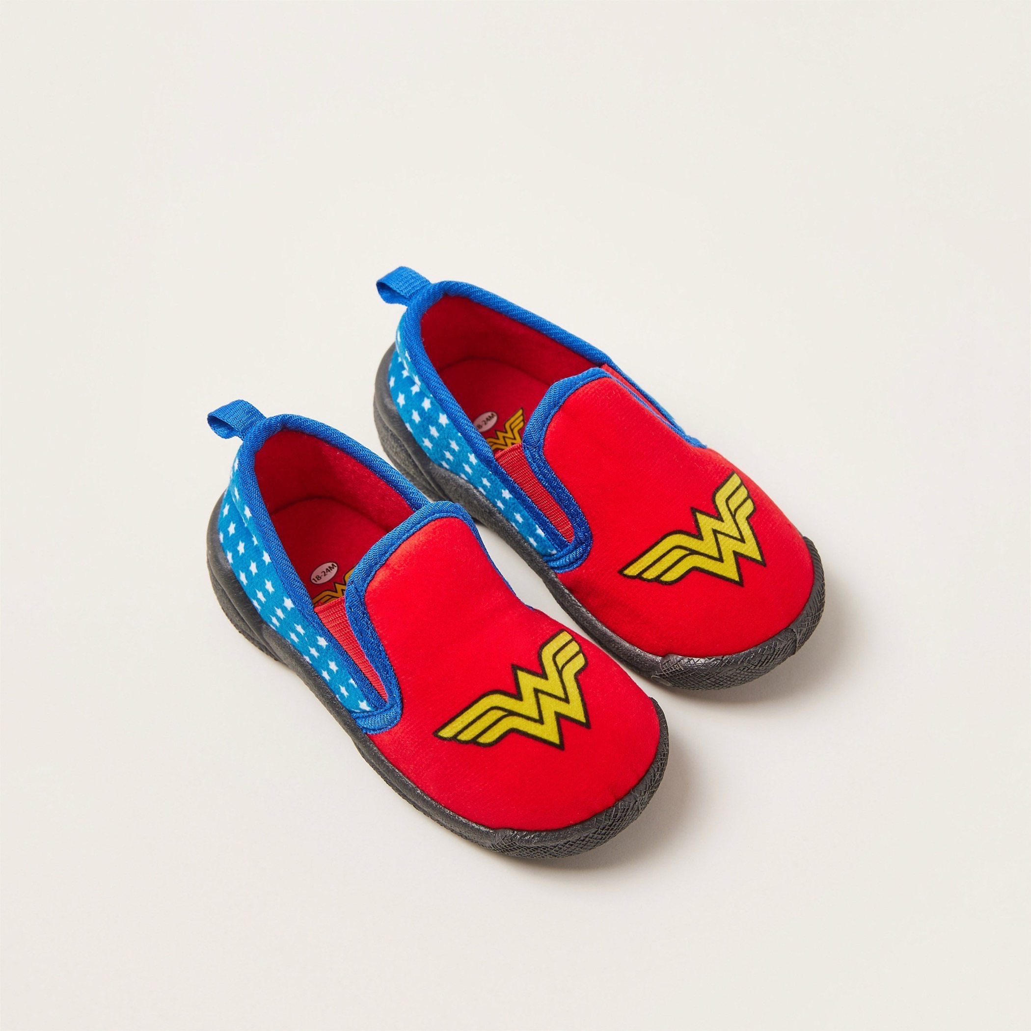 Wonder woman deals baby shoes