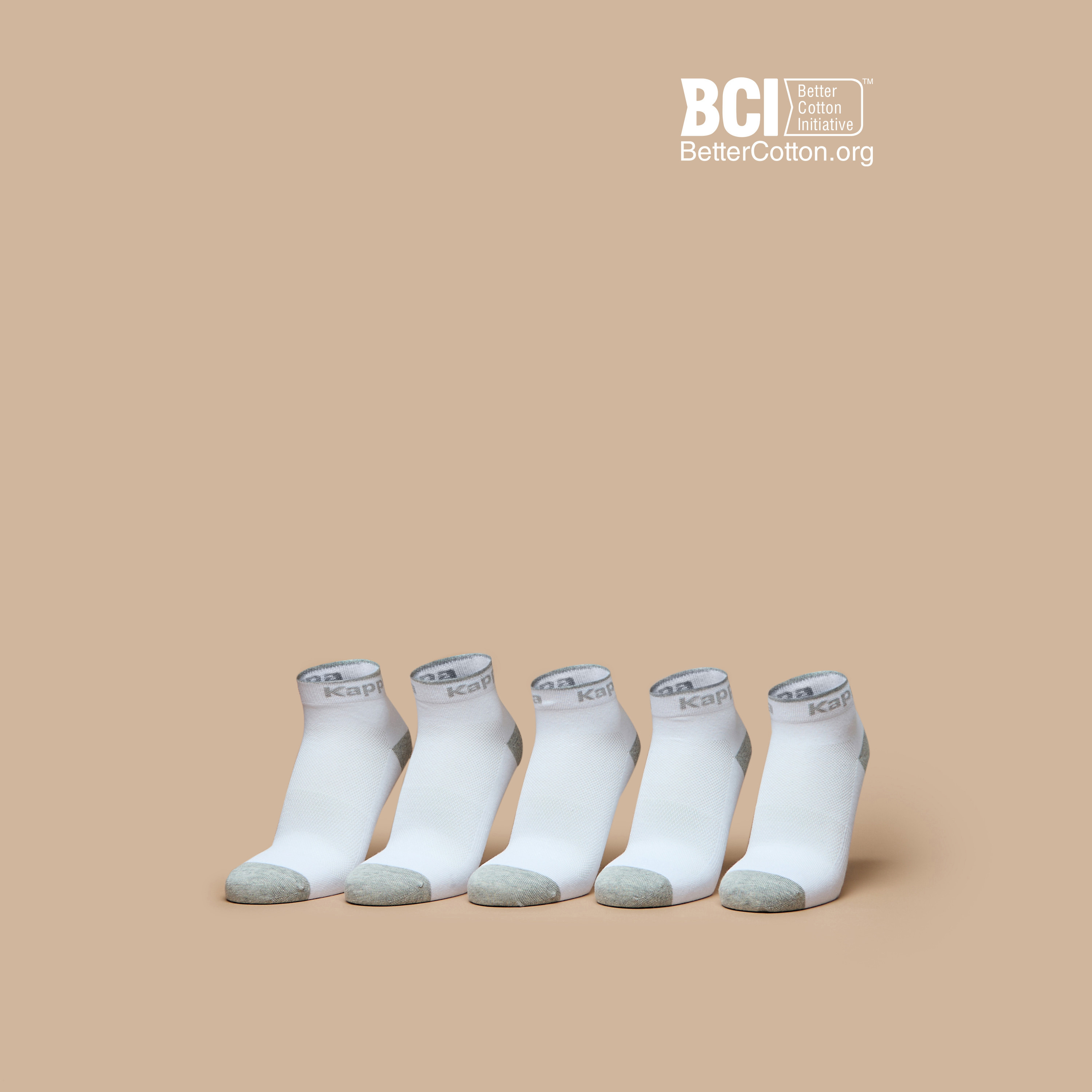 طقم جوارب رياضية 5 أزواج بطول متوسط وطبعات الشعار من كابا-men-socks-image-1