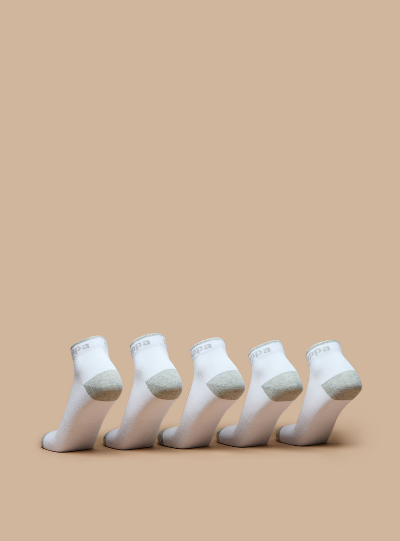 طقم جوارب رياضية 5 أزواج بطول متوسط وطبعات الشعار من كابا-men-socks-image-3