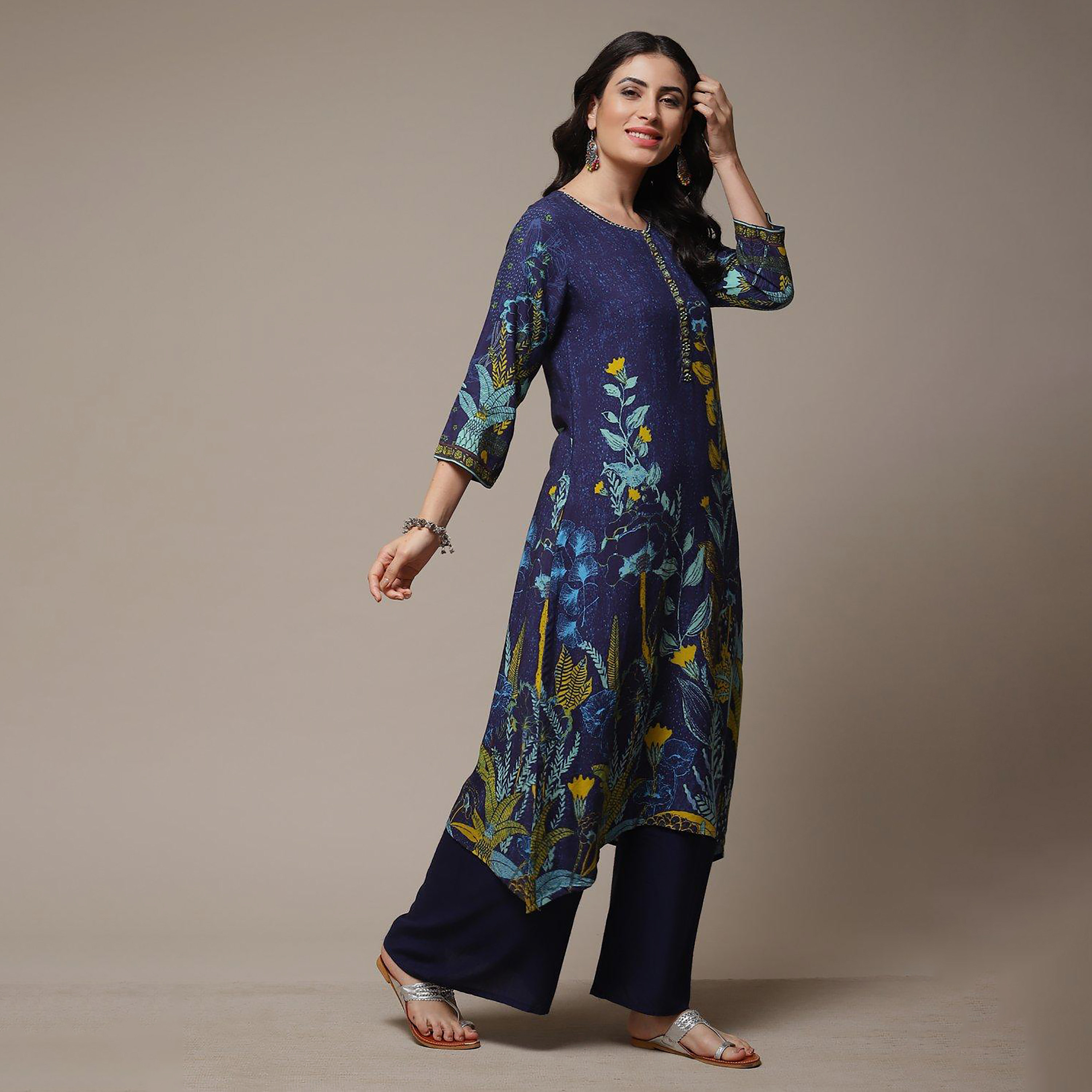 كورتا بيبا فويل برقبة دائرية مع مطبوعة ومستقيمة-women-clothing-ethnicwear-dresses-image-4