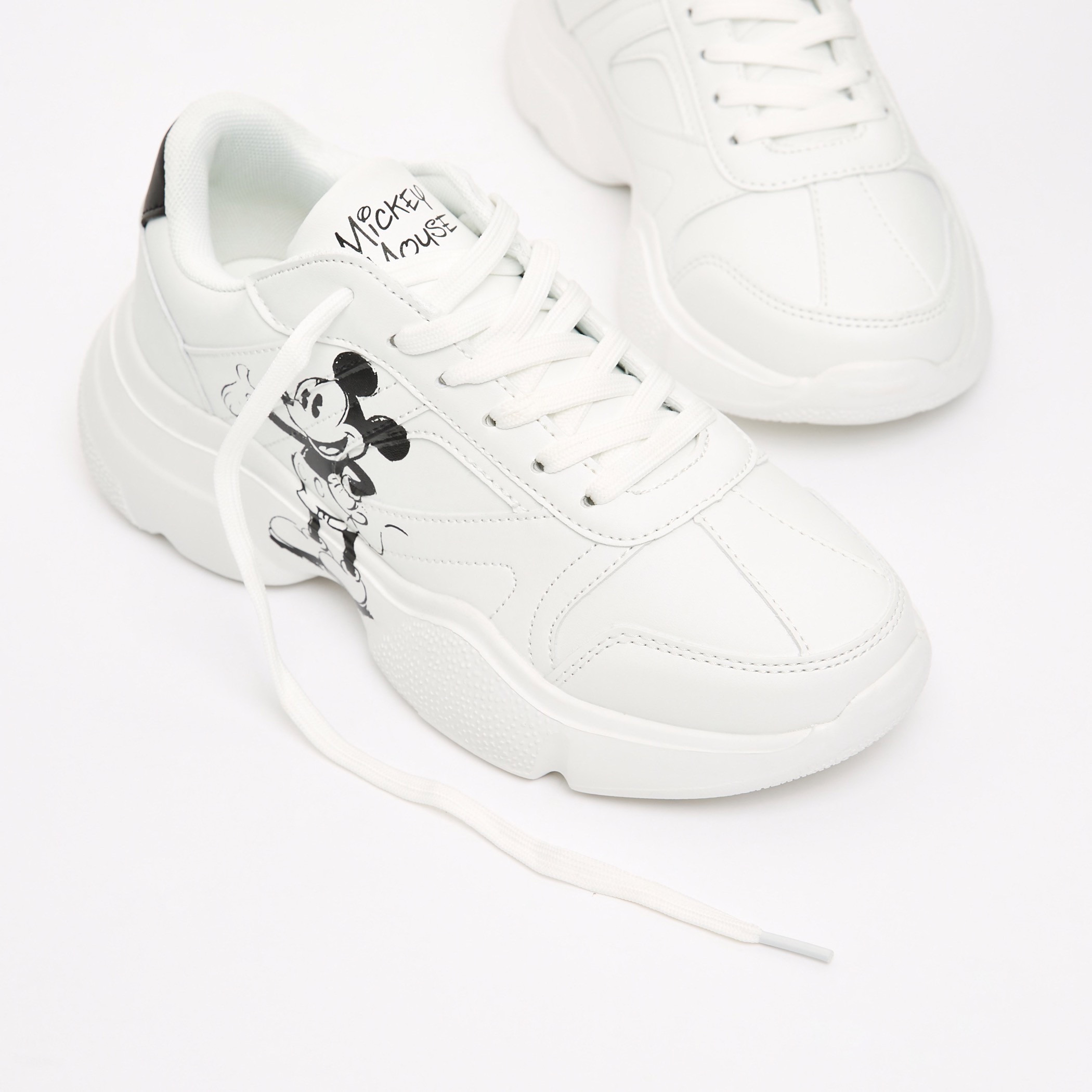 Mickey sales minnie sneakers