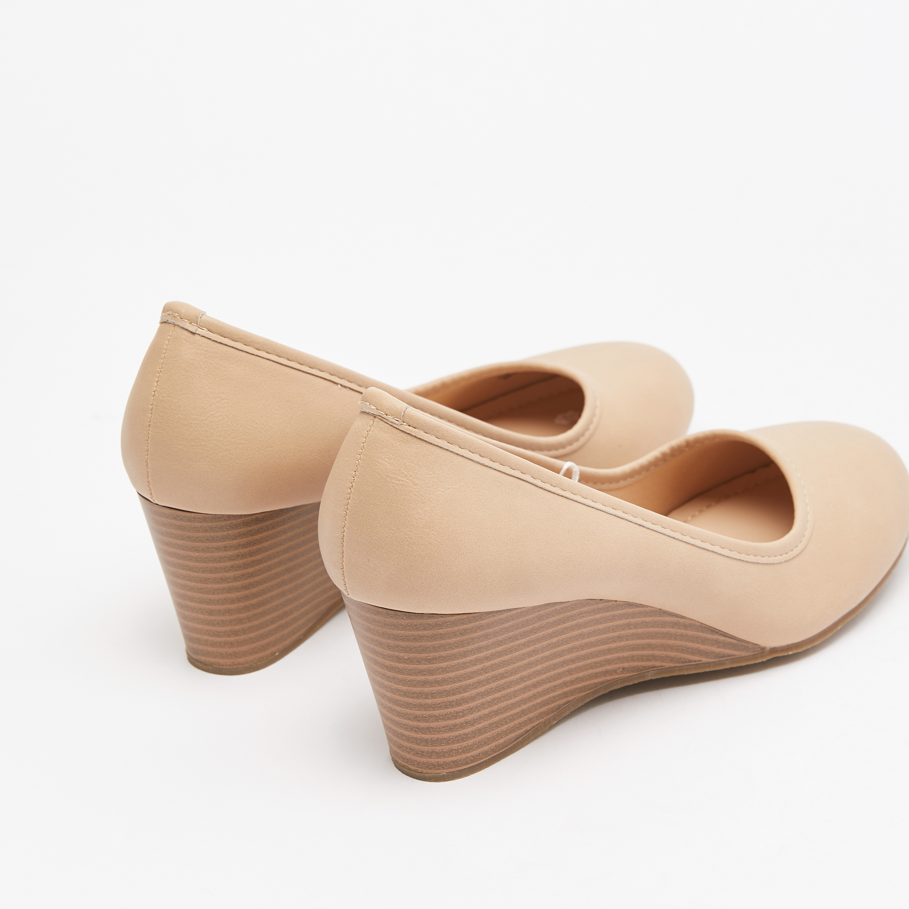 Tan hot sale wedge pumps