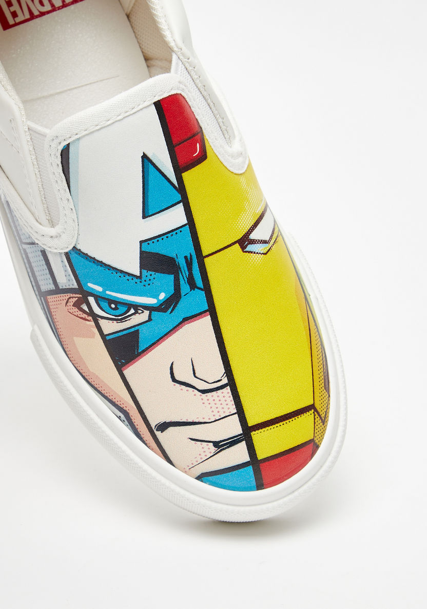 Marvel Avengers Print Slip-On Sneakers-Boy%27s Sneakers-image-3