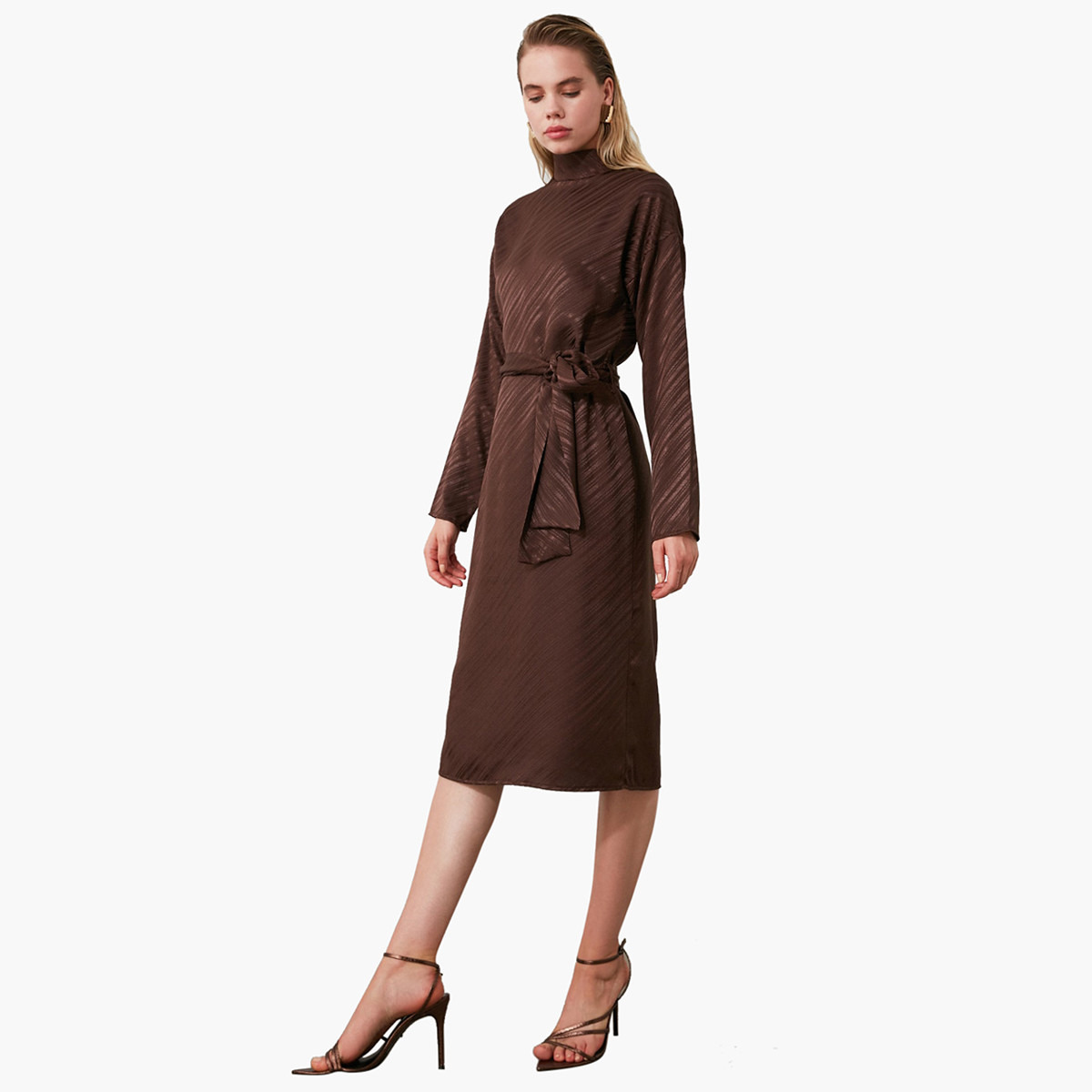 فستان واسع ميدي مقلّم برباط من ترينديول-women-clothing-dresses-image-3