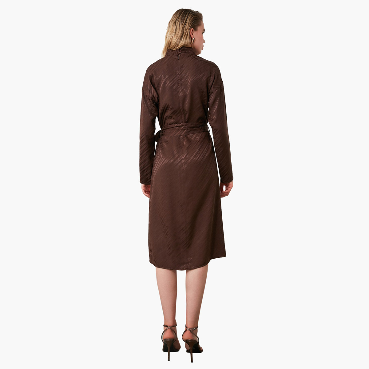 فستان واسع ميدي مقلّم برباط من ترينديول-women-clothing-dresses-image-6