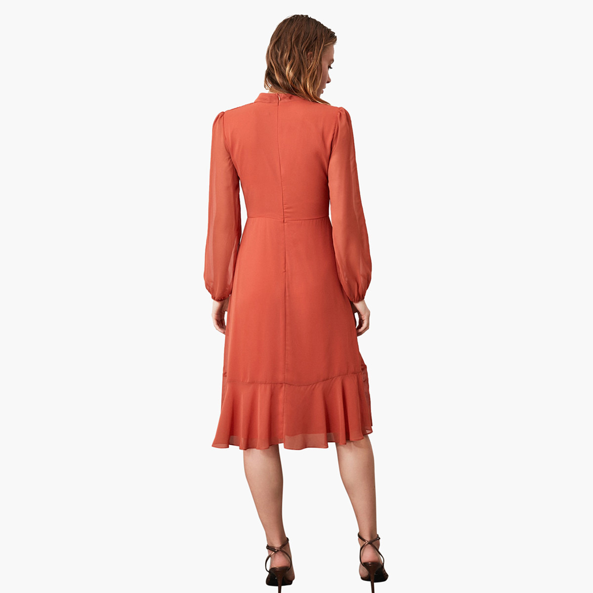 فستان إيه لاين ميدي بياقة عالية وتفاصيل كشكشة من ترينديول-women-clothing-dresses-image-5