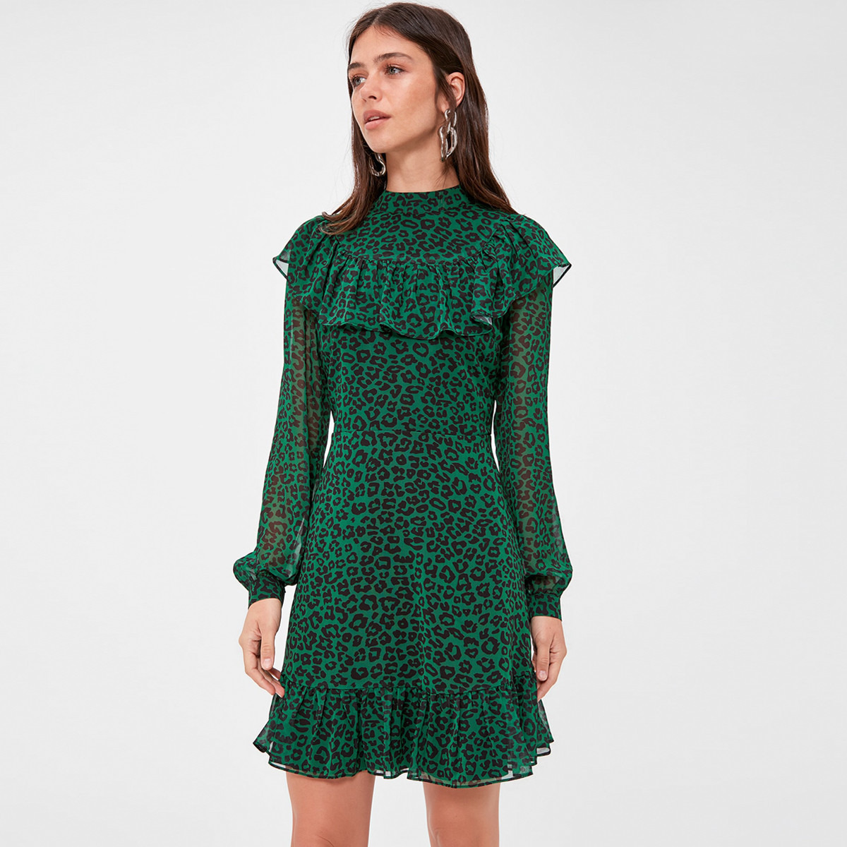 فستان قصيرمنسدل بأكمام بيشوب وطبعات حيوانات من ترينديول-women-clothing-dresses-image-2