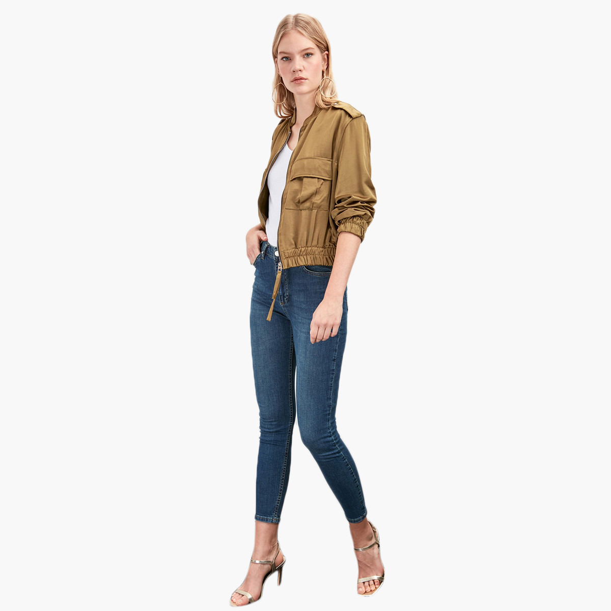 بنطلون جينز سكيني سادة بخصر مرتفع وتفاصيل جيوب من ترينديول-women-clothing-bottoms-jeans-image-4
