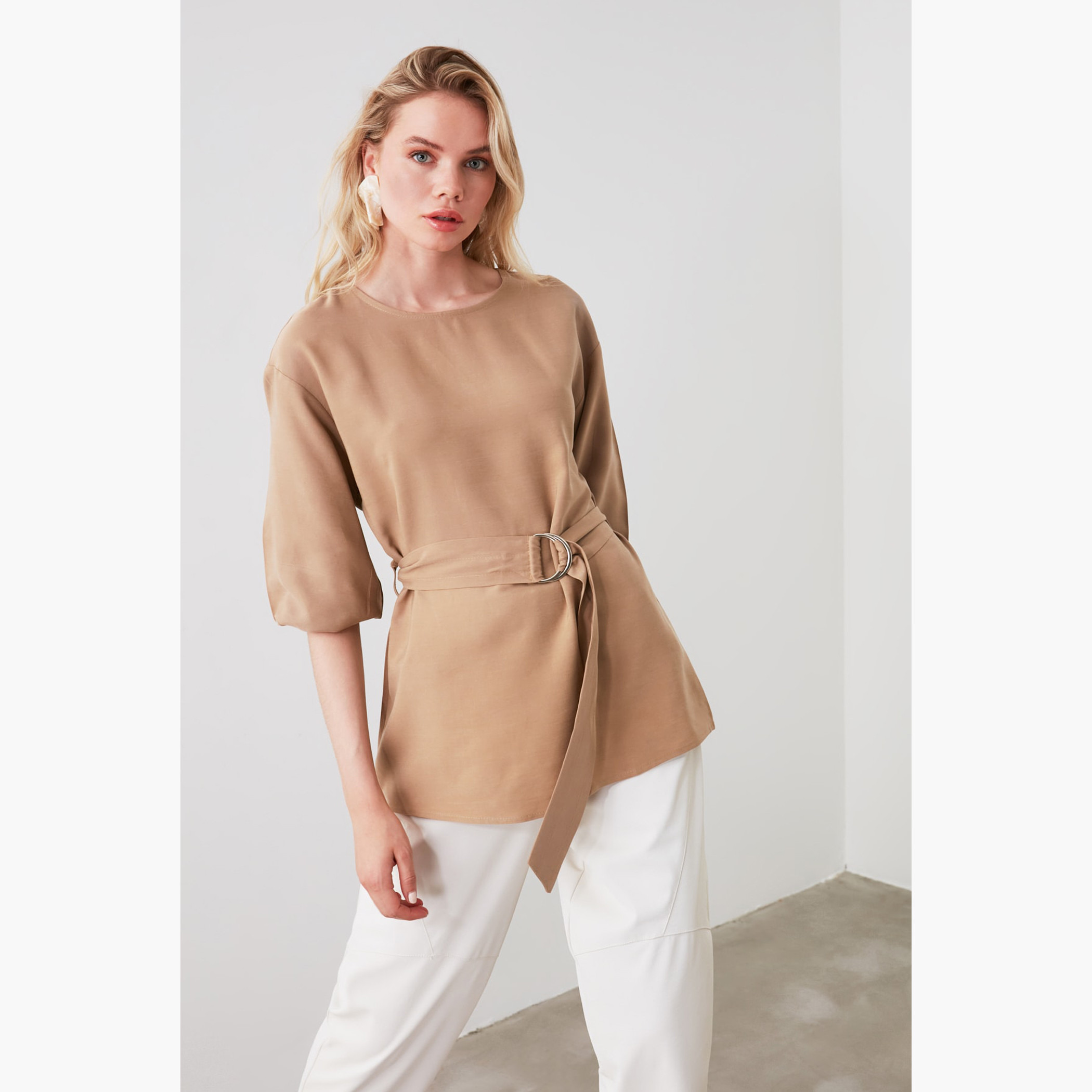 Trendyol Solid Round Neck Top with 3/4 Sleeves and Belt-women-clothing-shirtsandblouses-blouses-image-3