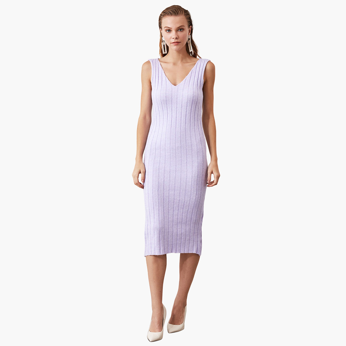 Trendyol Textured Sleeveless Midi Bodycon Dress with V-neck-women-clothing-dresses-image-1