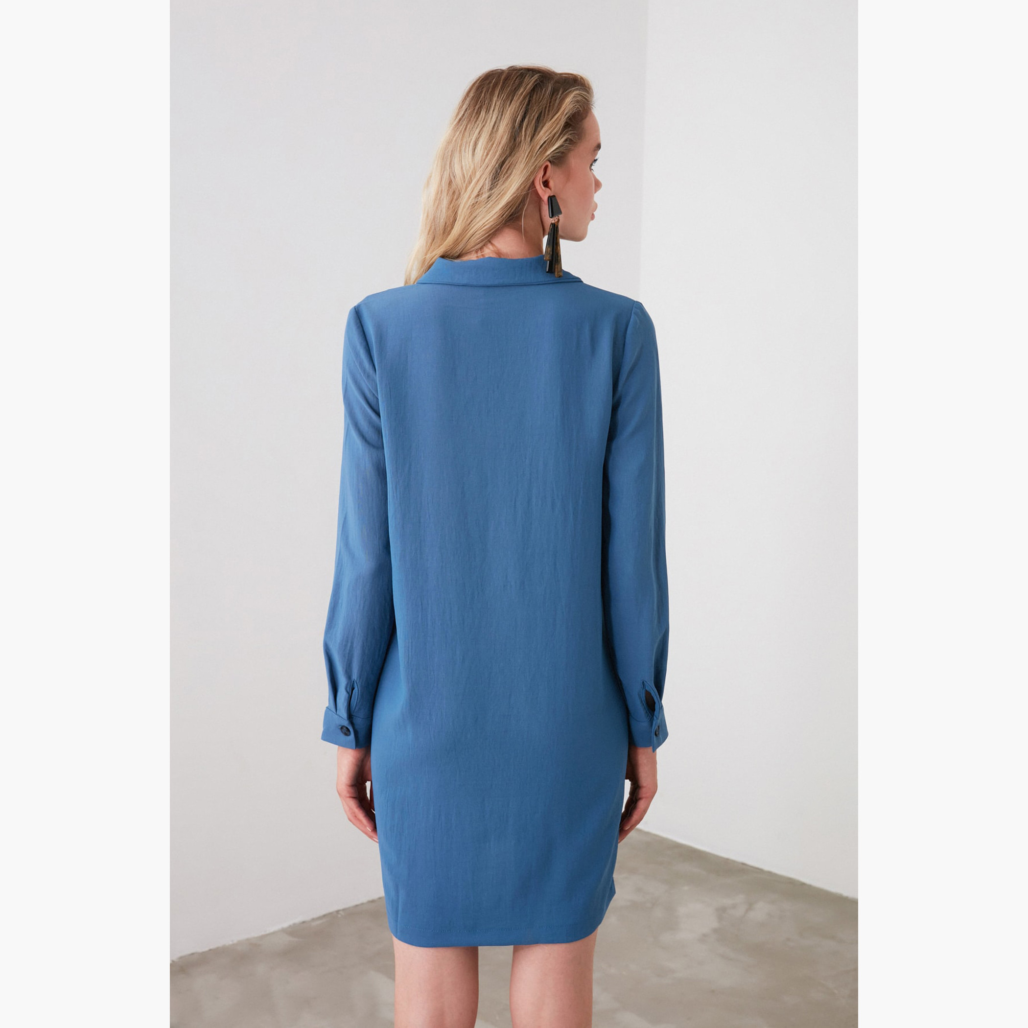Trendyol Solid Mini Shift Dress with Long Sleeves and Notched Lapels-women-clothing-dresses-image-5