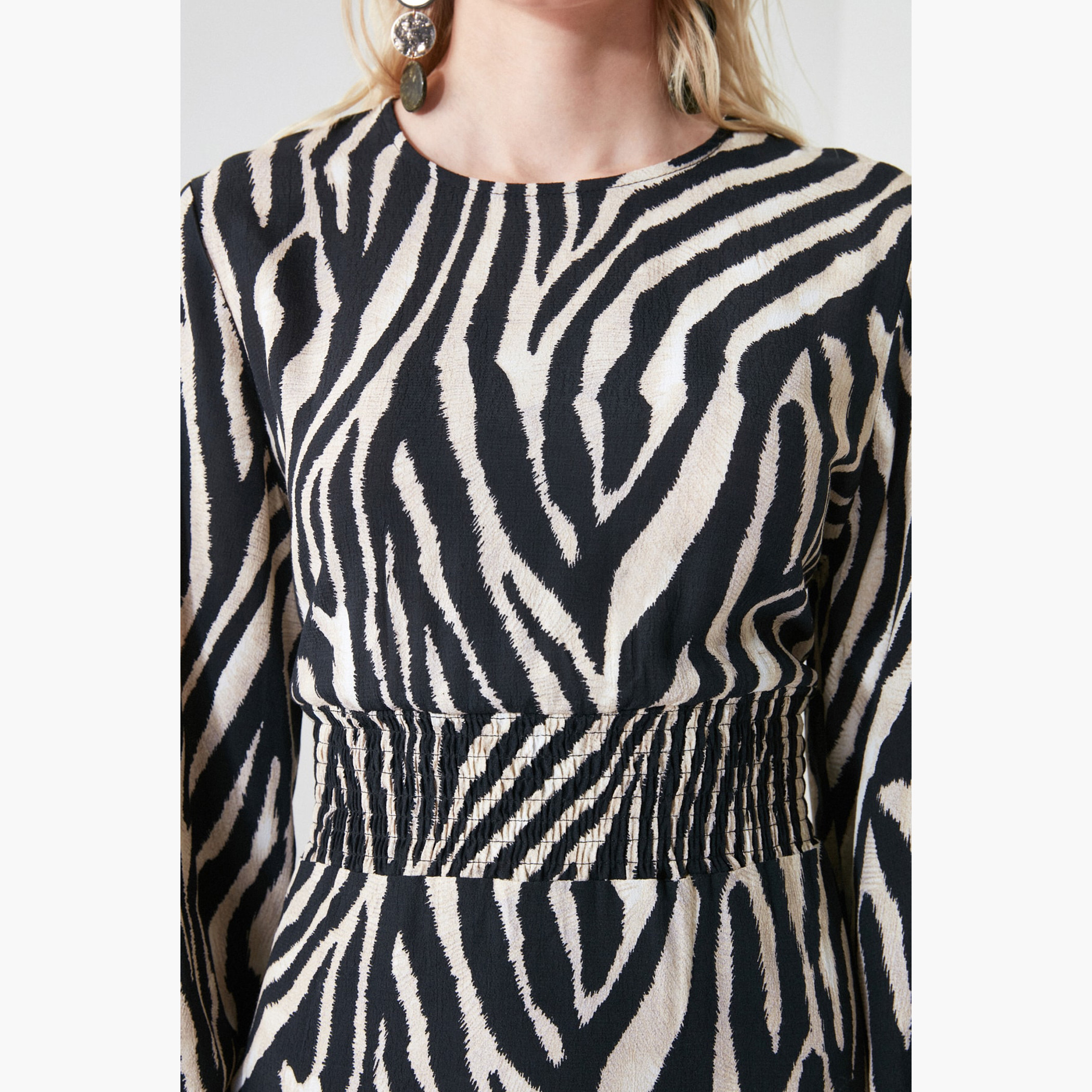 Trendyol Animal Print Mini Shift Dress with Long Sleeves-women-clothing-dresses-image-4