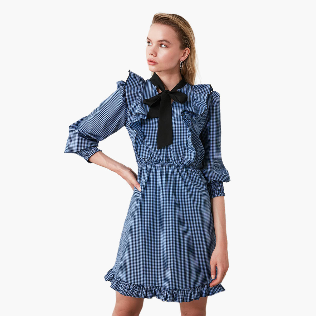 فستان كاروهات واسع قصير بأكمام طويلة وربطة عنق من ترينديول-women-clothing-dresses-image-1
