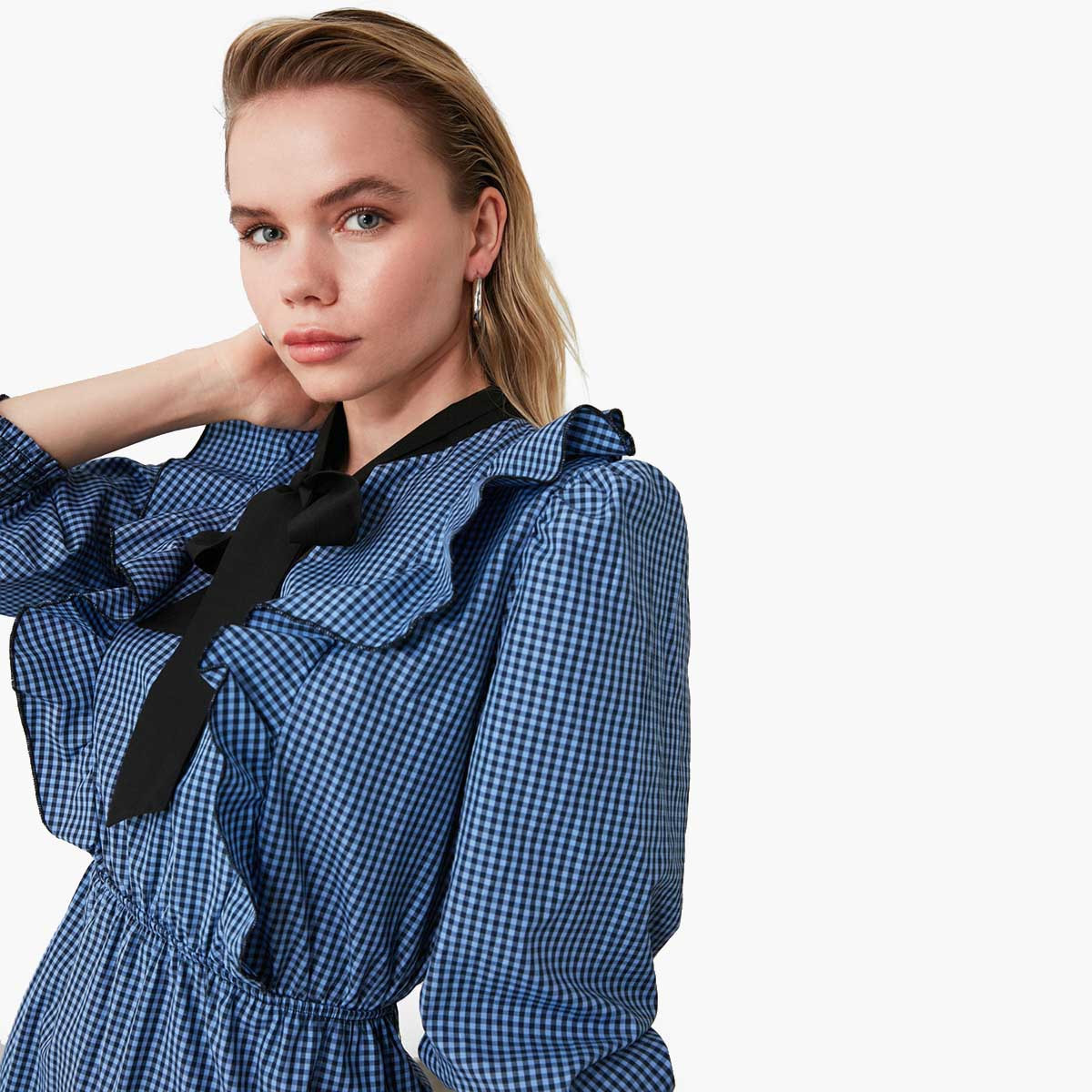 فستان كاروهات واسع قصير بأكمام طويلة وربطة عنق من ترينديول-women-clothing-dresses-image-3