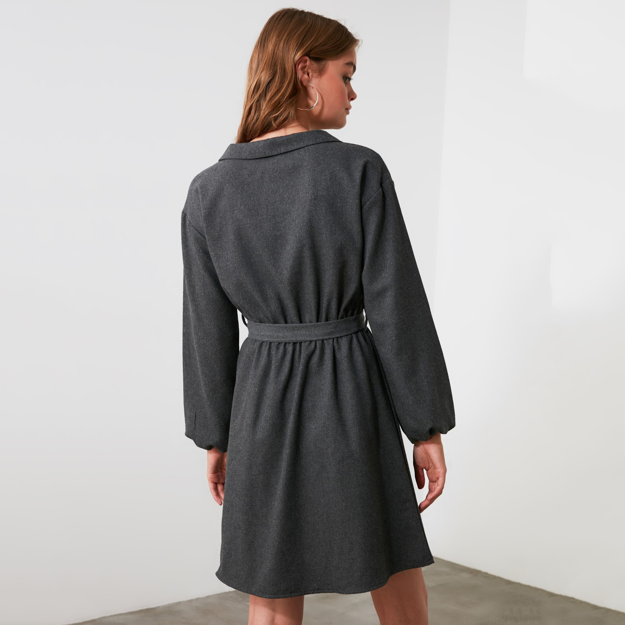 ترينديول أسود قصير فستان-women-clothing-dresses-image-4