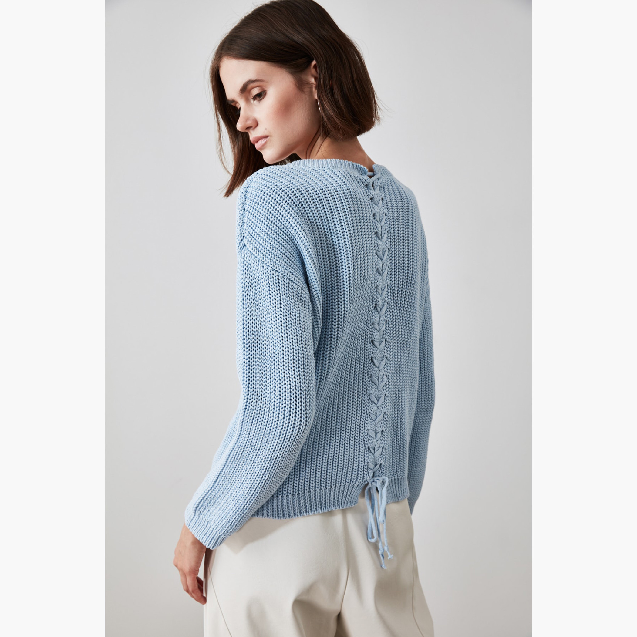 Trendyol Textured Woollen Pullover with V-neck and Long Sleeves-women-clothing-cardigansandjumpers-jumpers-image-6