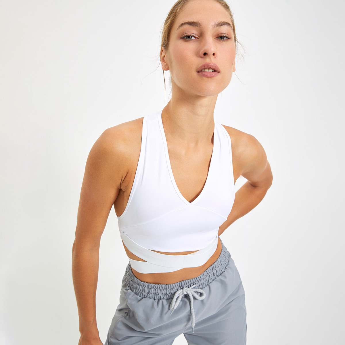 ترينديول أبيض حمالة الصدر الرياضية-sports-women-clothing-sportsbras-image-1