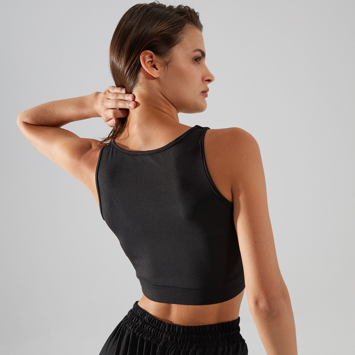 Trendyol Women Solid Front Zippered Sports Bra-women-clothing-sportswearandactivewear-sportsbras-image-17