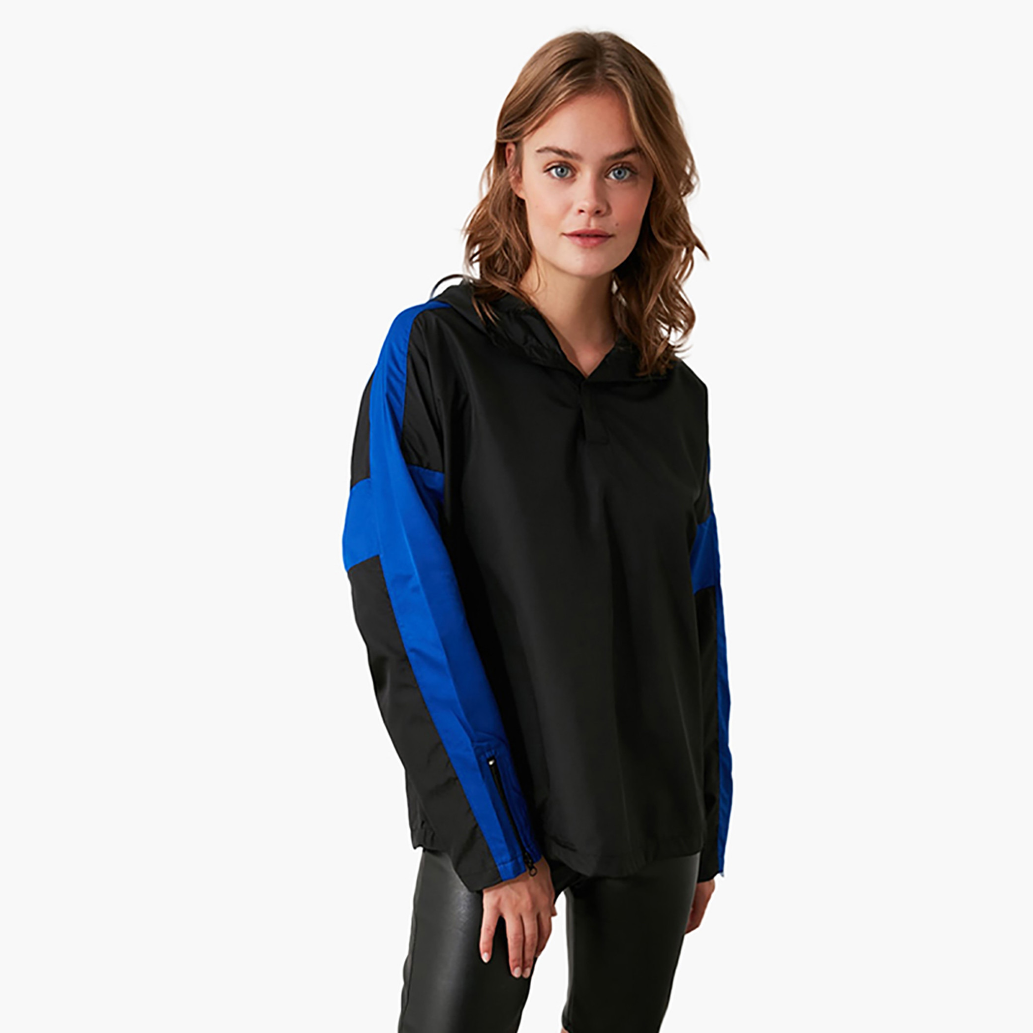 Trendyol Panelled Oversized Hoodie with Long Sleeves and Zip Closure-women-winterwear-hoodiesandsweatshirts-hoodies-image-1