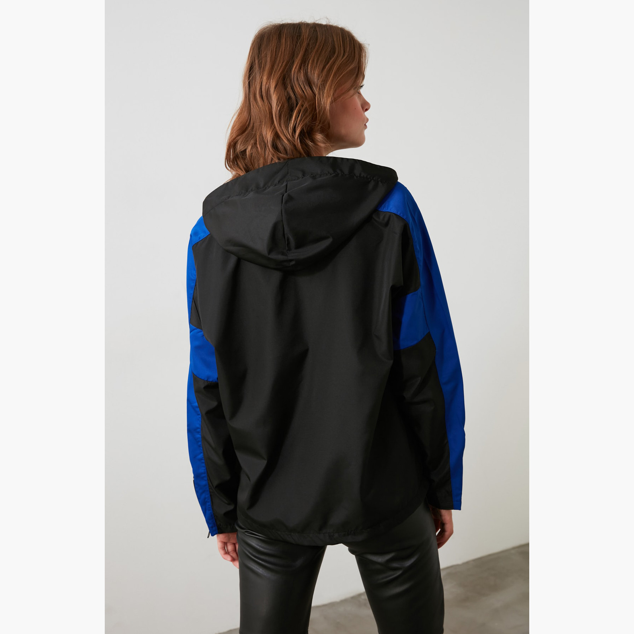 Trendyol Panelled Oversized Hoodie with Long Sleeves and Zip Closure-women-winterwear-hoodiesandsweatshirts-hoodies-image-4