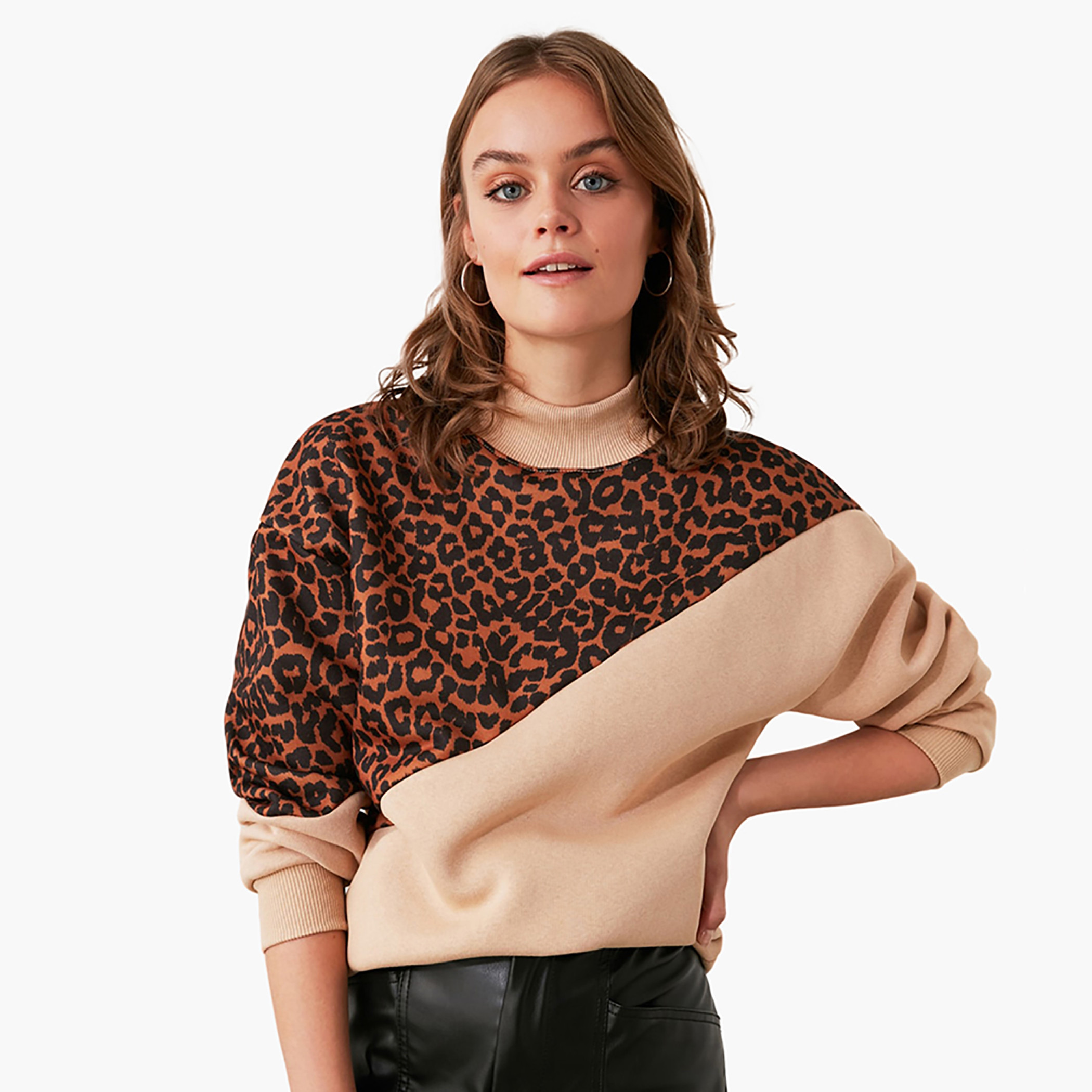 Trendyol Animal Print High Neck Sweatshirt with Long Sleeves-women-winterwear-hoodiesandsweatshirts-hoodies-image-1
