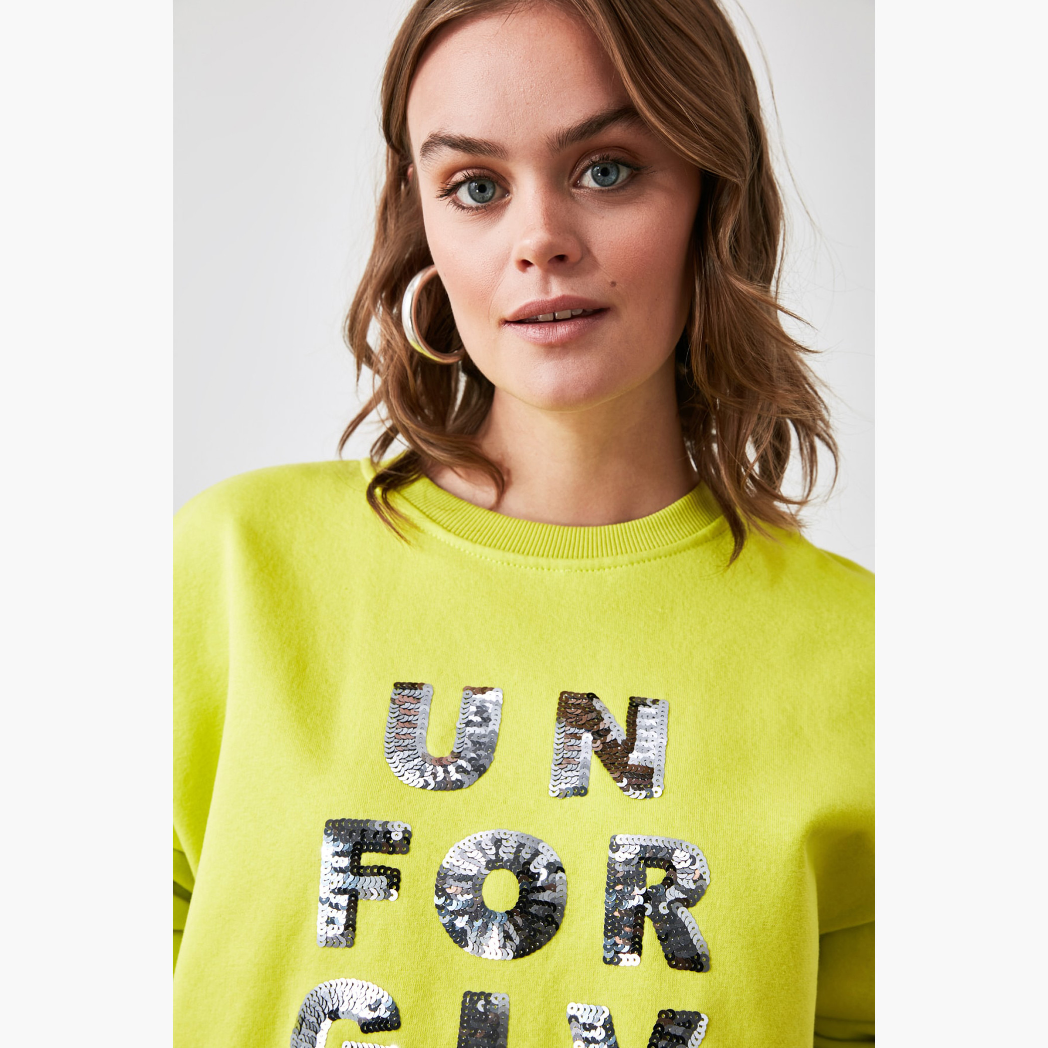 Trendyol Slogan Embellished Sweatshirt with Long Sleeves-women-winterwear-hoodiesandsweatshirts-hoodies-image-2