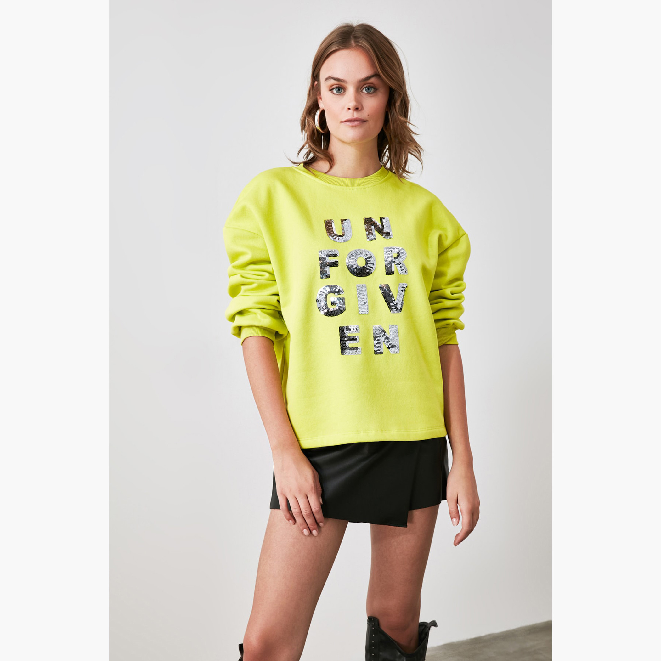 Trendyol Slogan Embellished Sweatshirt with Long Sleeves-women-winterwear-hoodiesandsweatshirts-hoodies-image-4
