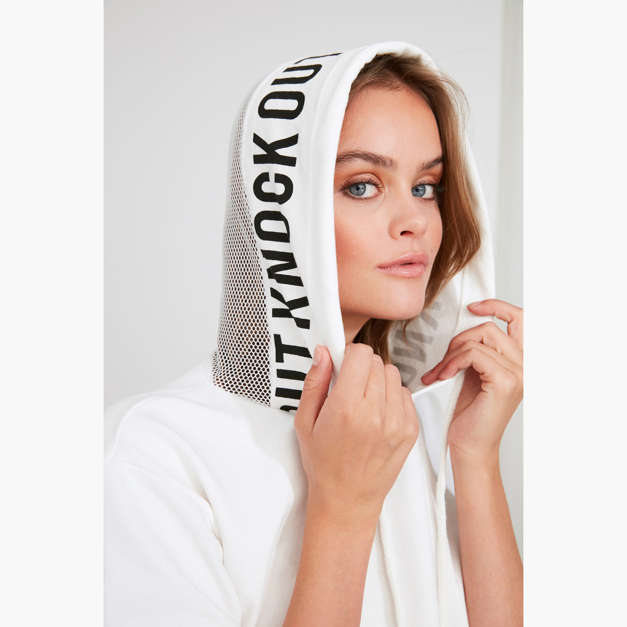 Trendyol Printed Hoodie with Long Sleeves and Drawstring Closure-women-winterwear-hoodiesandsweatshirts-hoodies-image-4