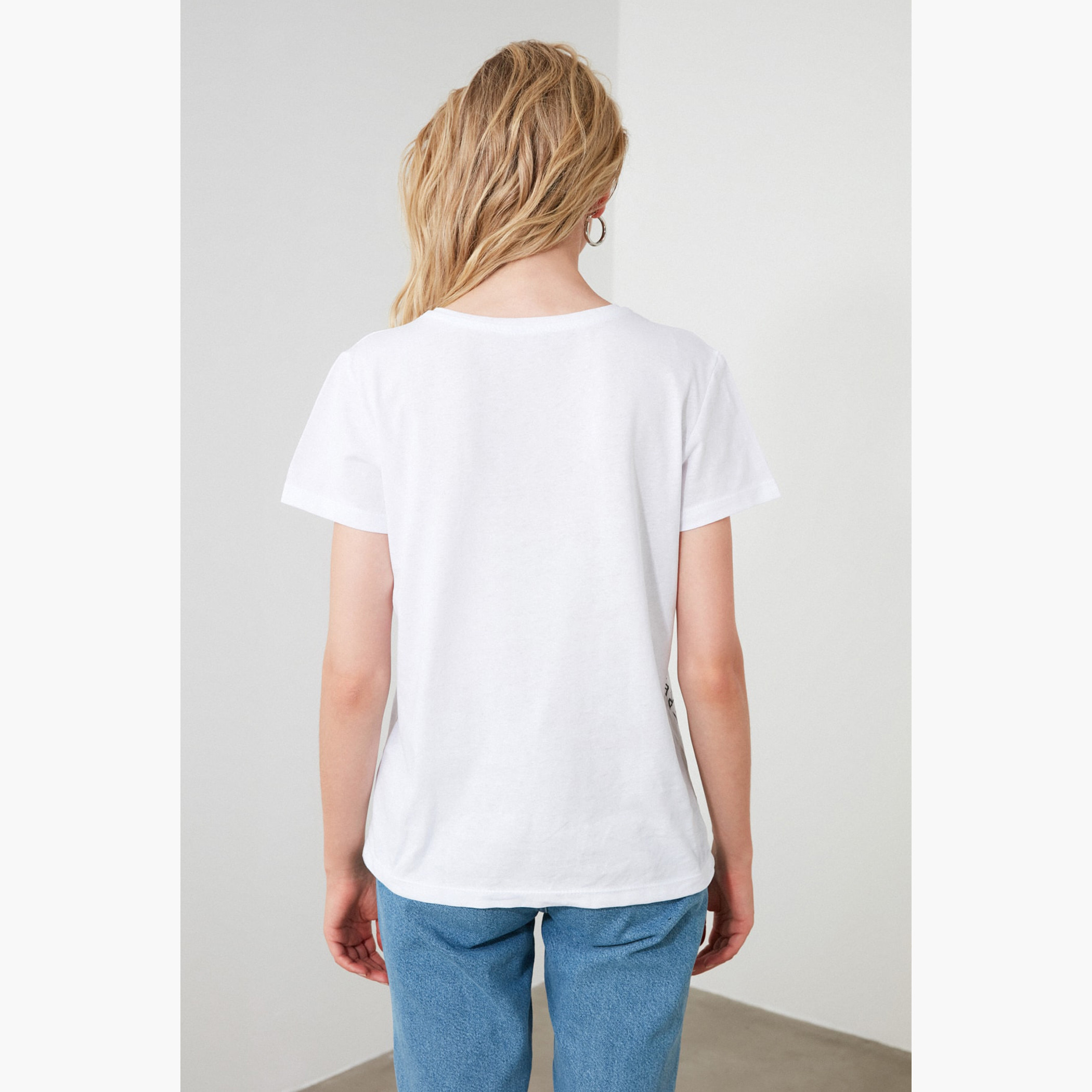 تيشيرت بياقة مستديرة وأكمام قصيرة وطبعات من ترينديول-women-clothing-tshirts-image-6