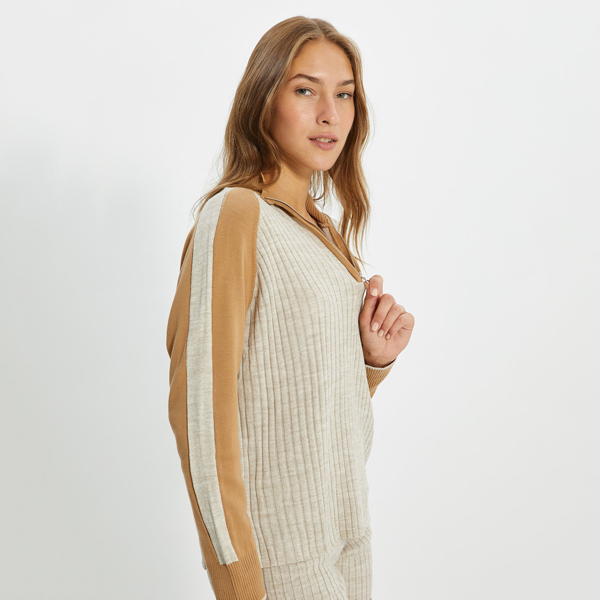 ترينديول اللون البيج مجموعات-women-clothing-coordsets-image-5