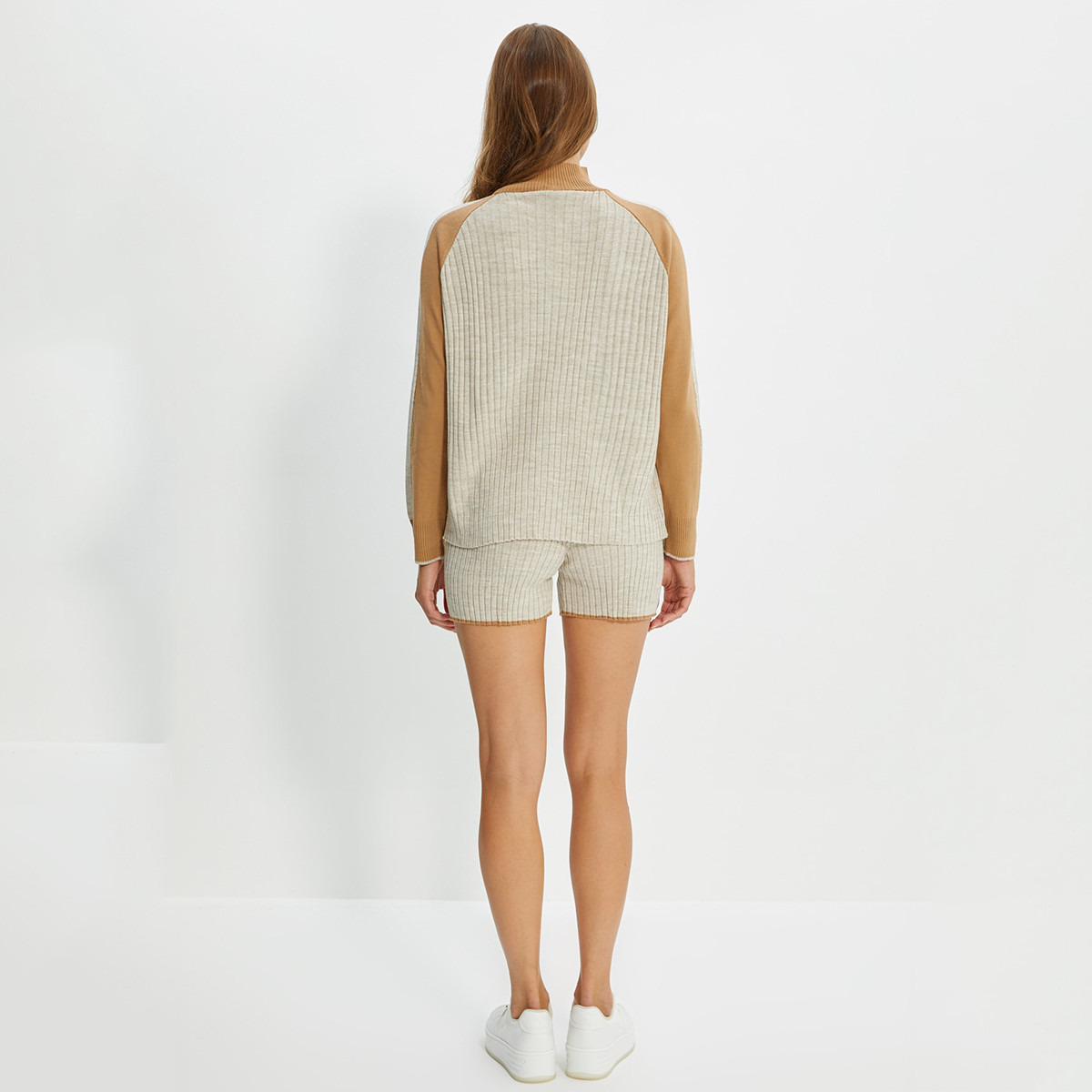 ترينديول اللون البيج مجموعات-women-clothing-coordsets-image-6